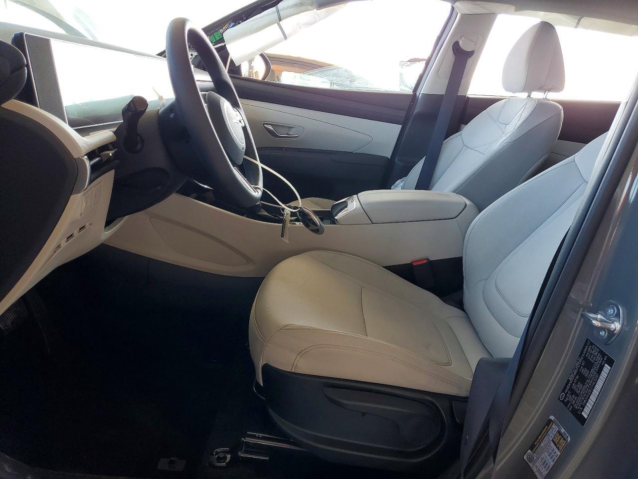2026 Hyundai Tucson Se - Image 7
