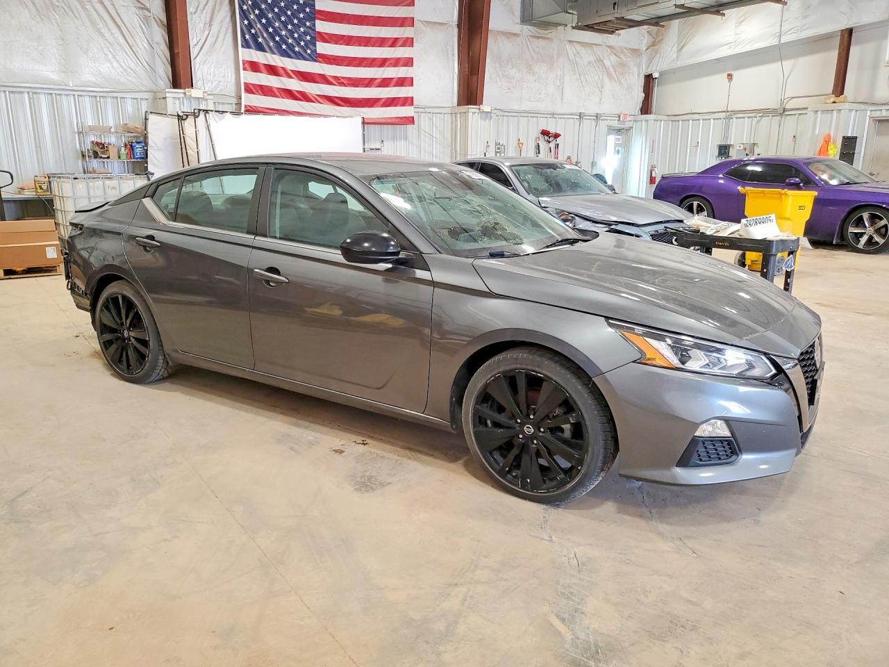 2020 Nissan Altima 2.5 Sr - Фото 4