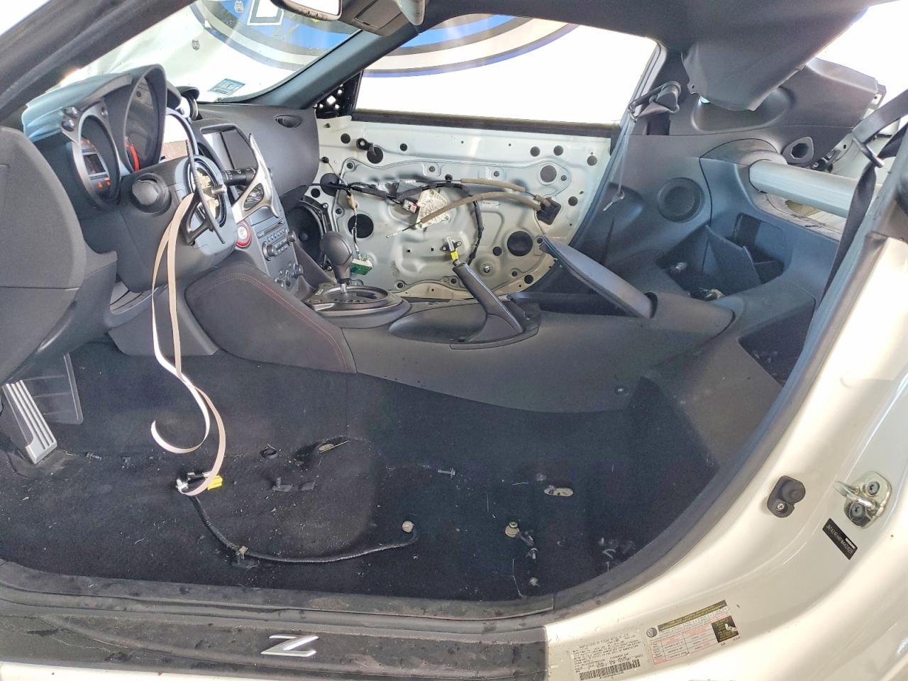 2015 Nissan 370Z Base - Image 7