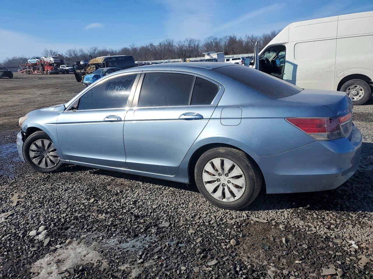 2011 Honda Accord Lx - Фото 2