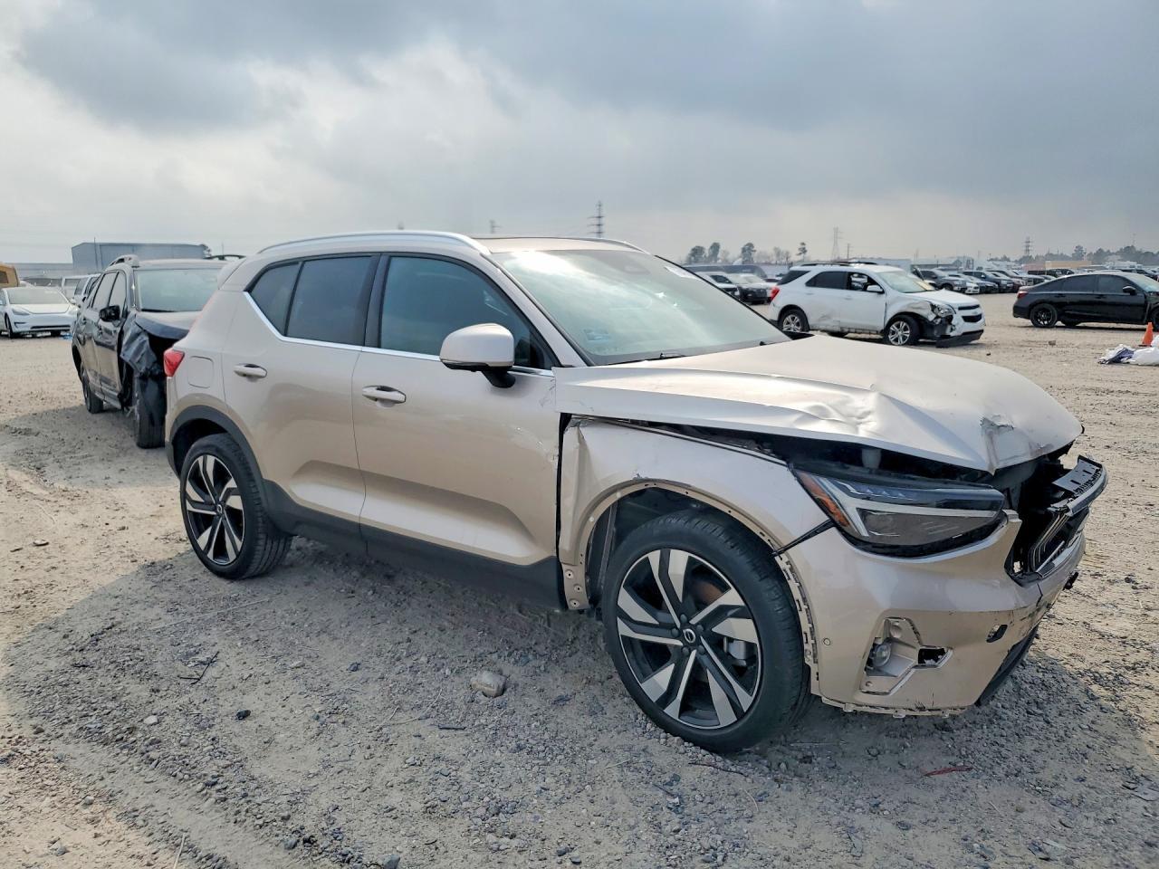 2023 Volvo Xc40 Ultimate - Фото 5