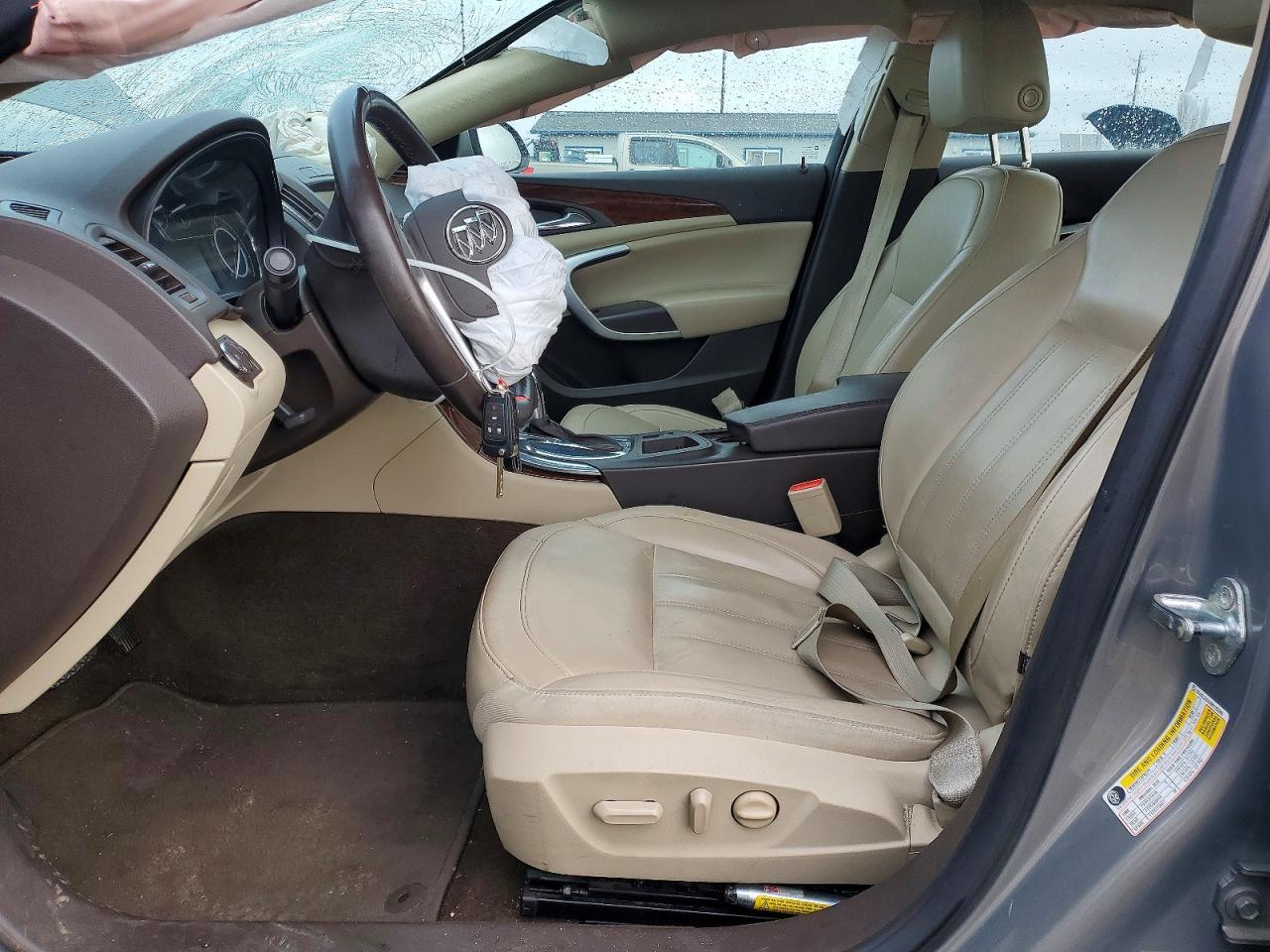 2017 Buick Regal Sport Touring - Image 7