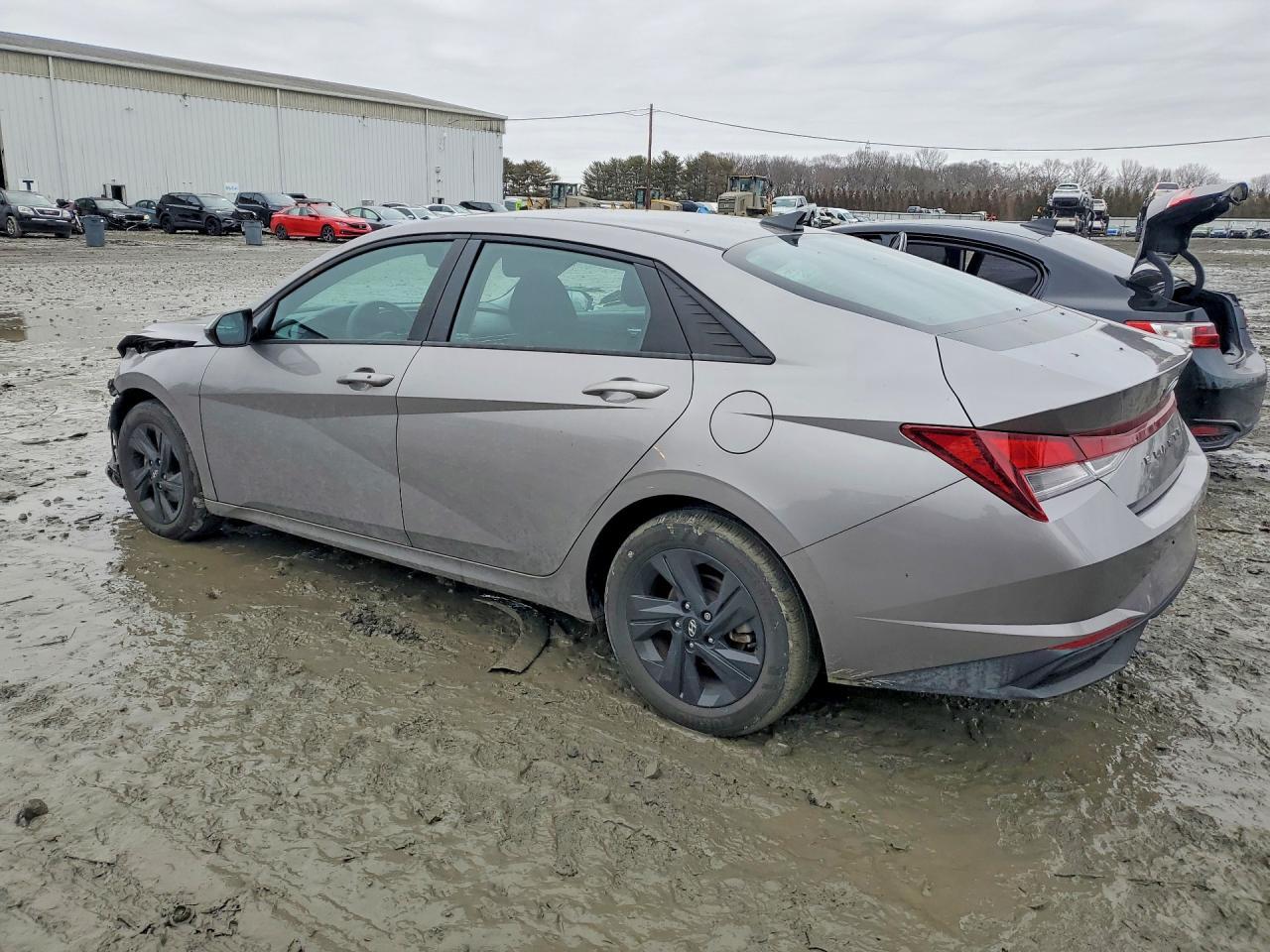 2023 Hyundai Elantra Sel - Image 2