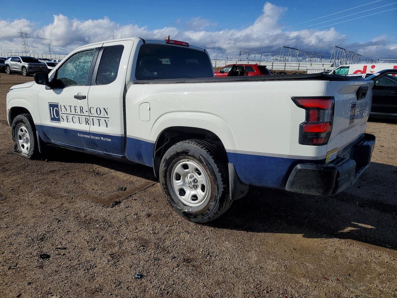 2022 Nissan Frontier S - Image 2