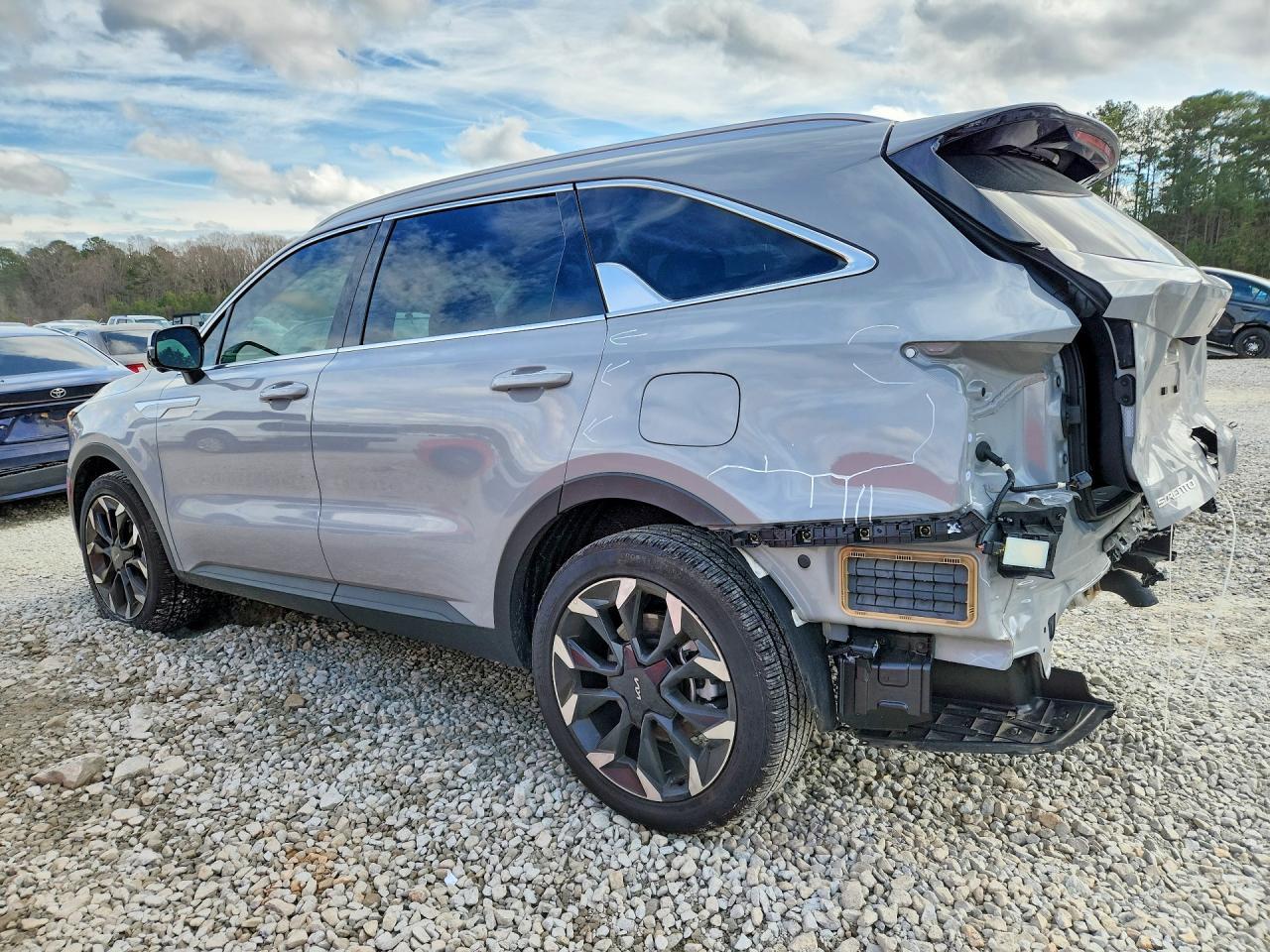 2025 Kia Sorento Sx - Image 2