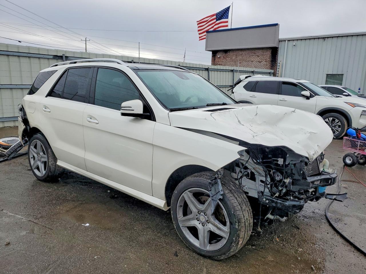 2015 Mercedes-Benz Ml 400 4Matic - Фото 4
