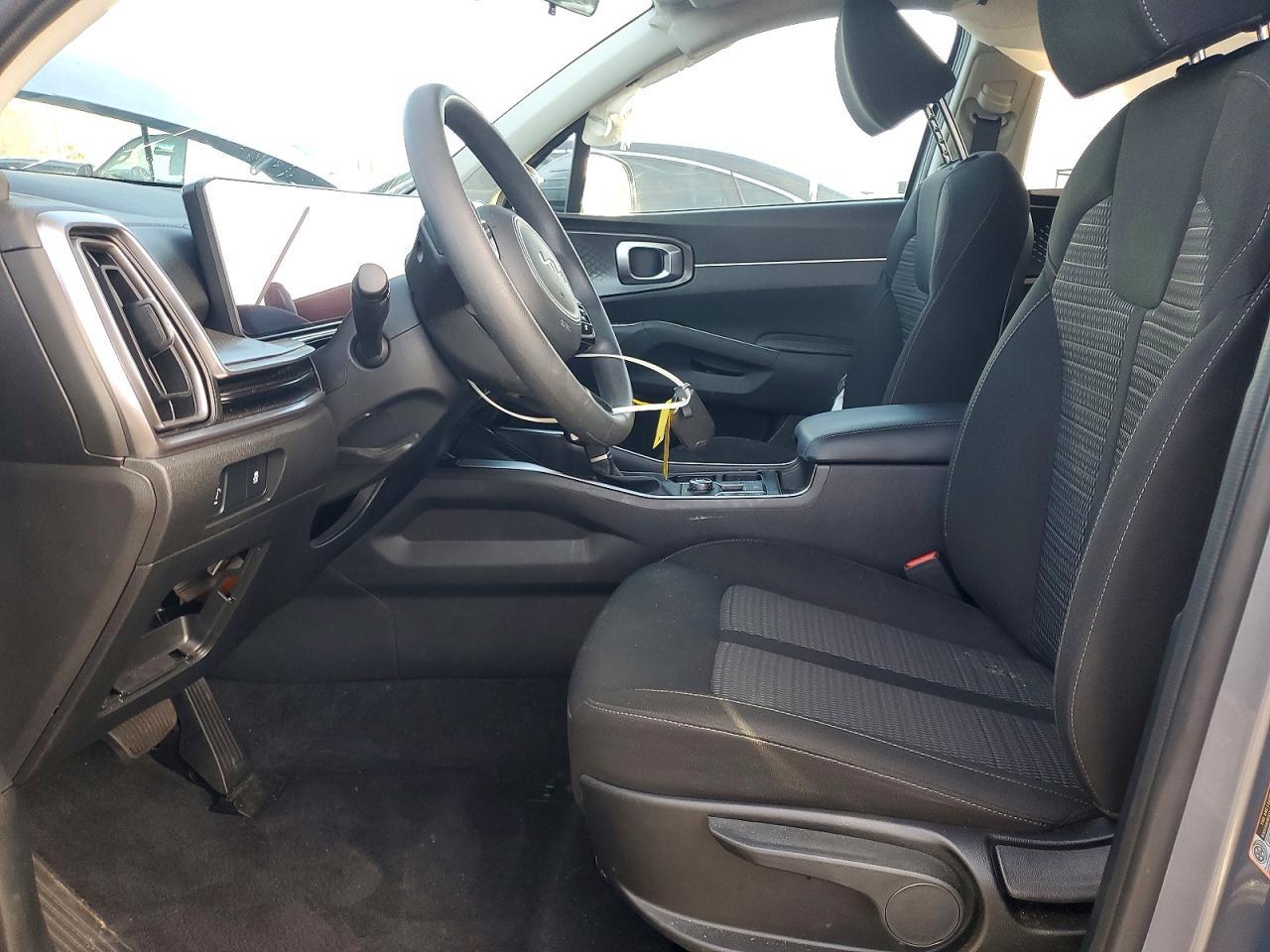 2025 Kia Sorento Lx - Фото 7