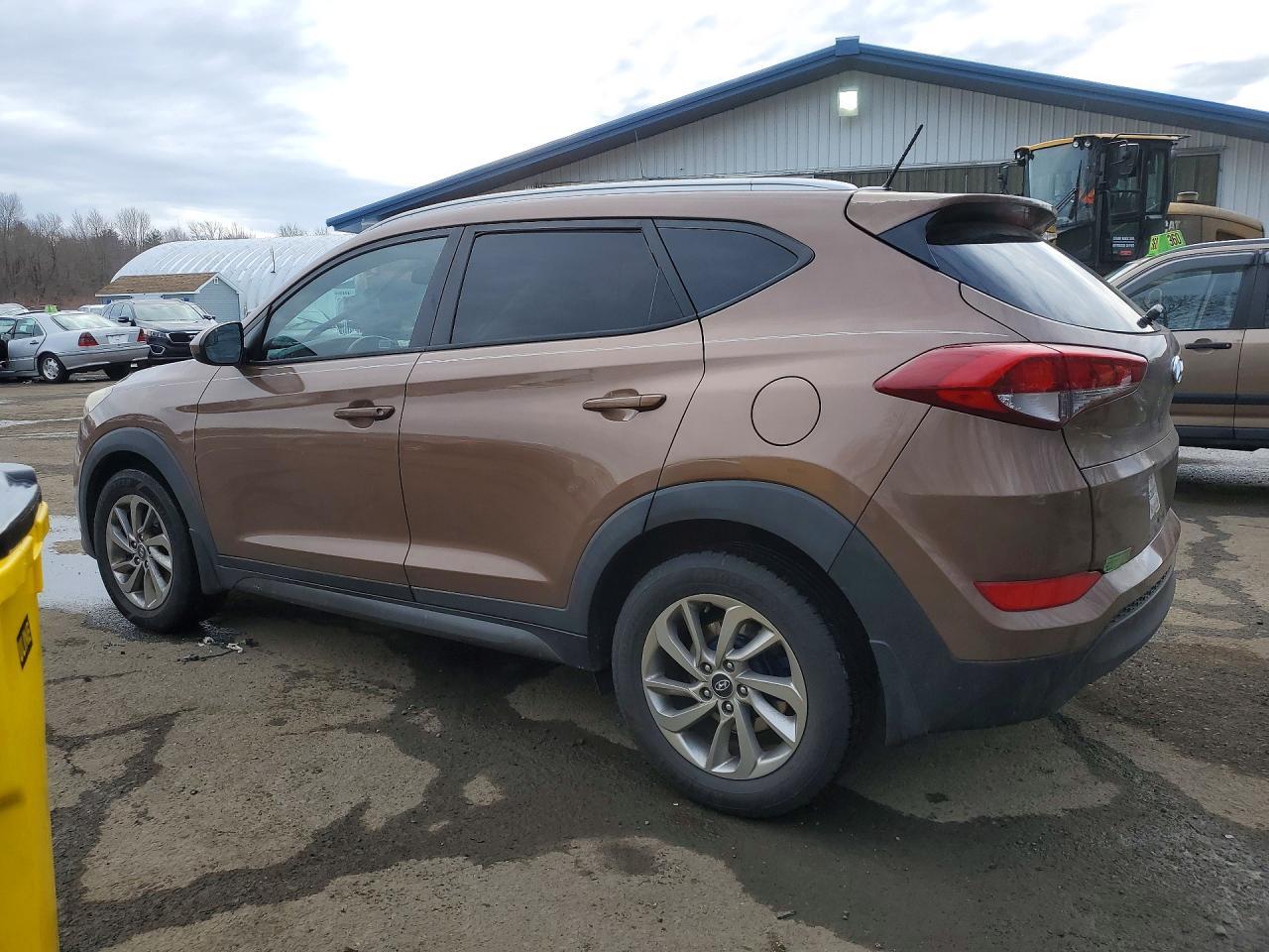 2016 Hyundai Tucson Limited - Image 2