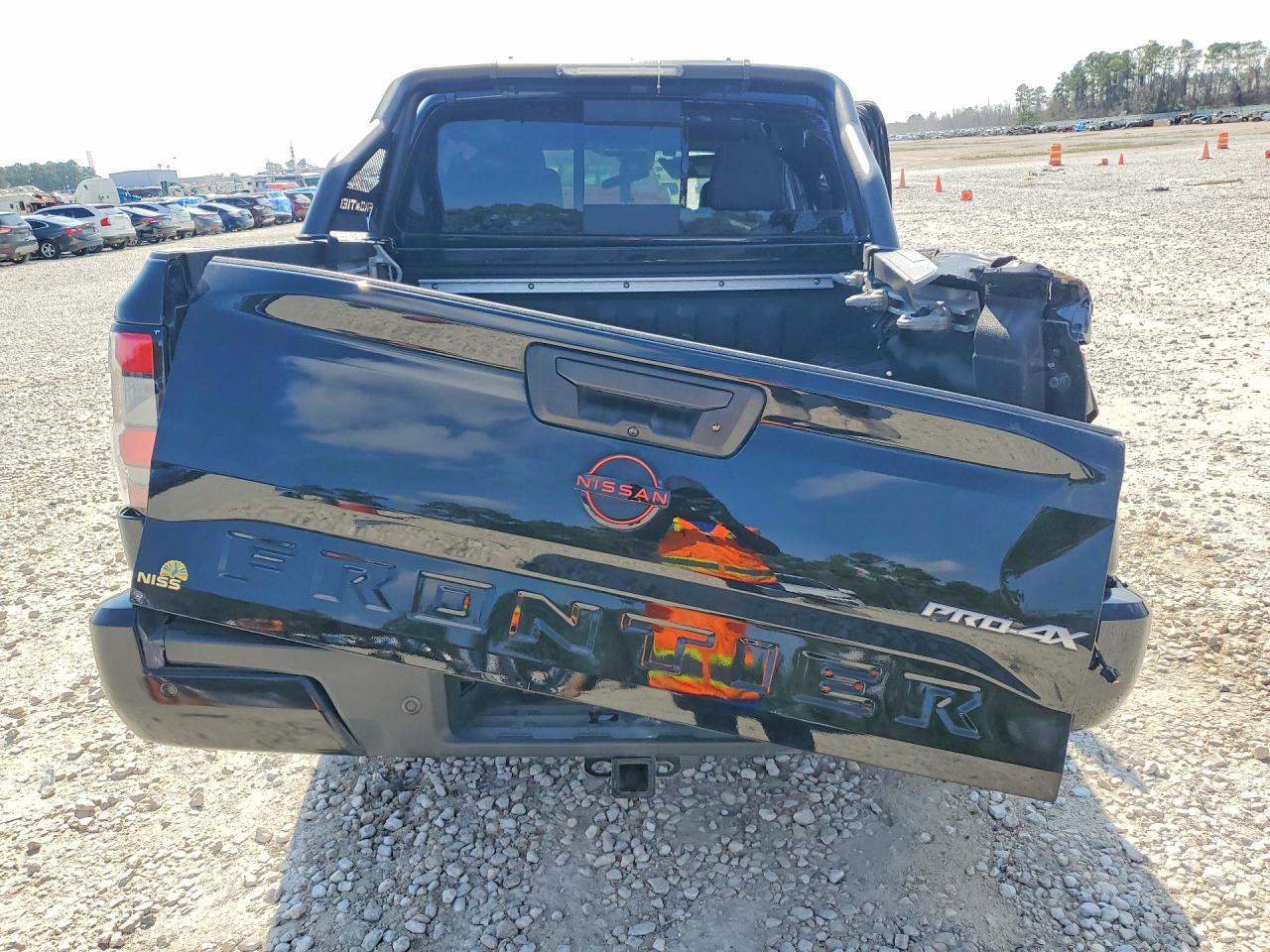 2023 Nissan Frontier Pro-4X - Image 6