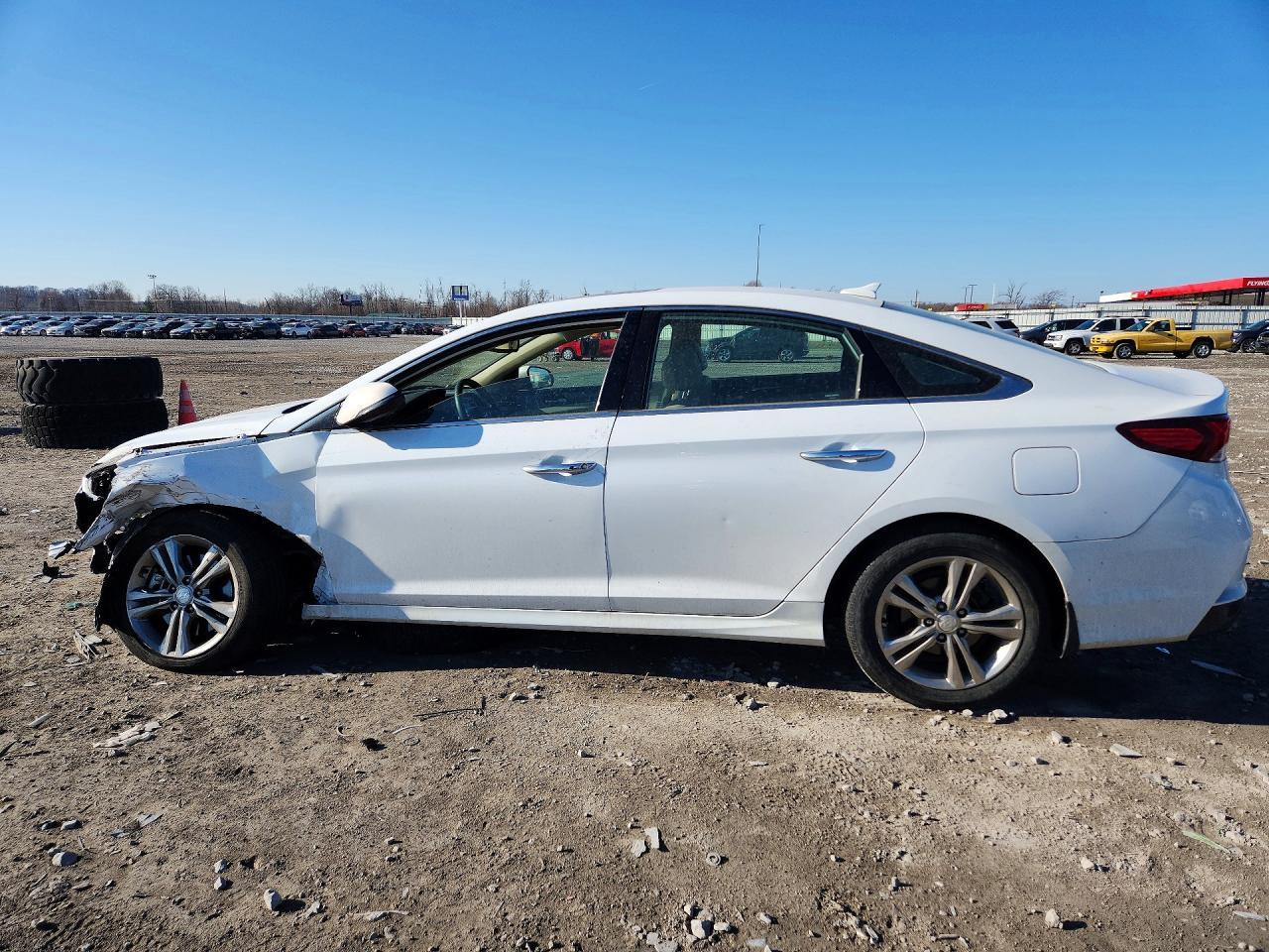 2019 Hyundai Sonata Limited - Фото 2