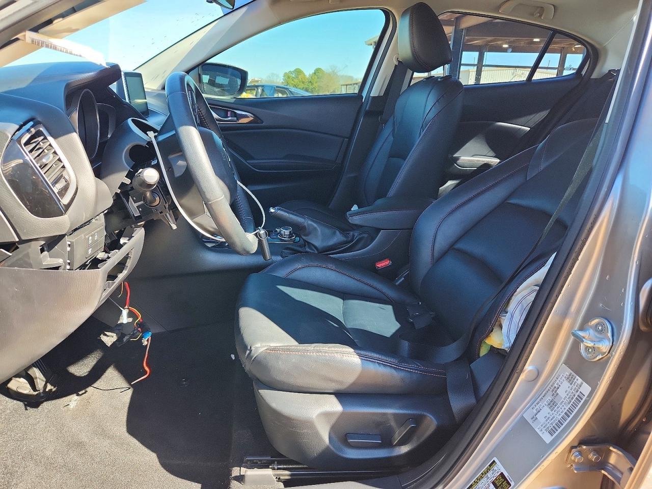 2015 Mazda 3 Grand Touring - Image 7