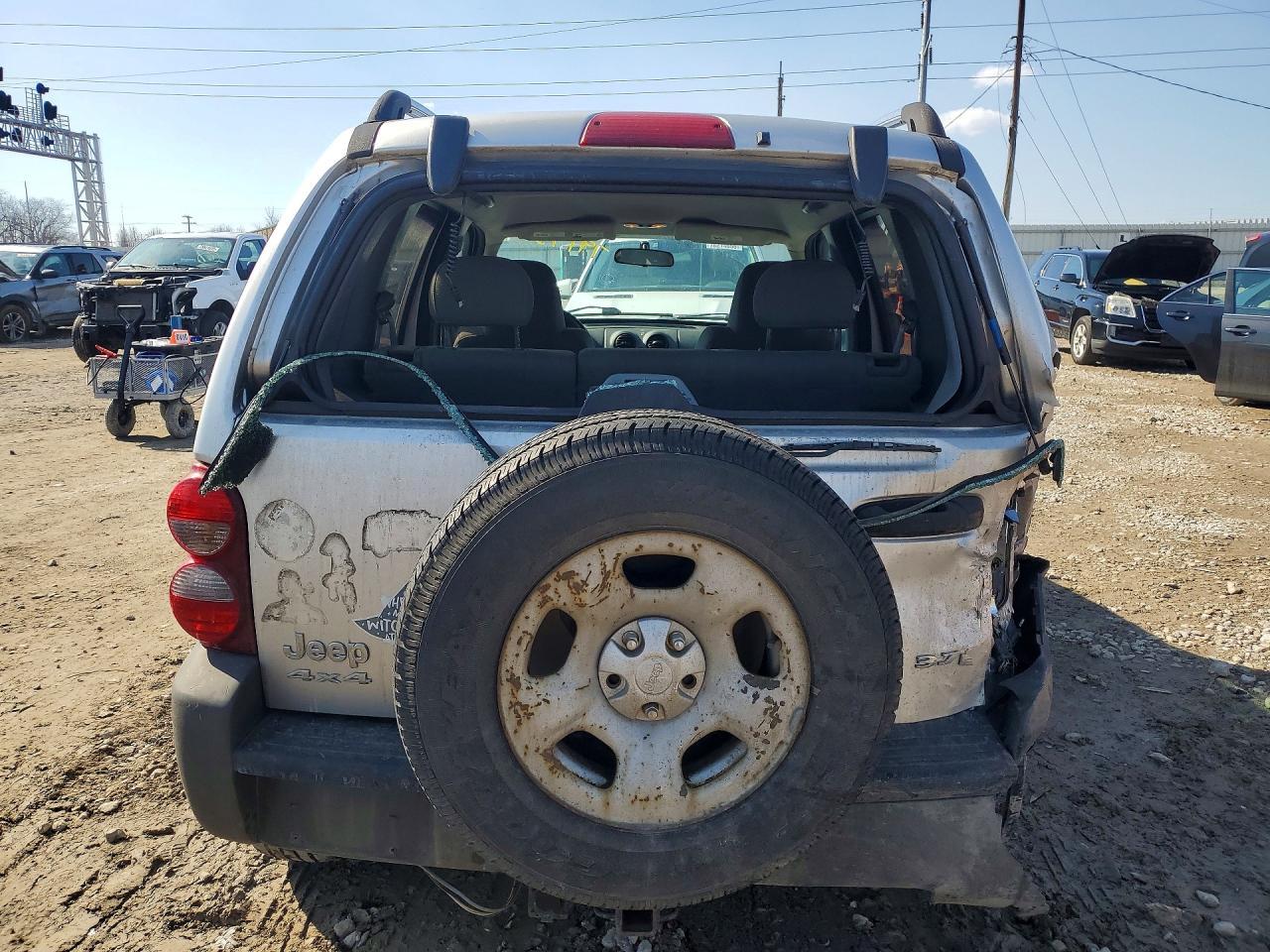 2007 Jeep Liberty Sport - Image 6