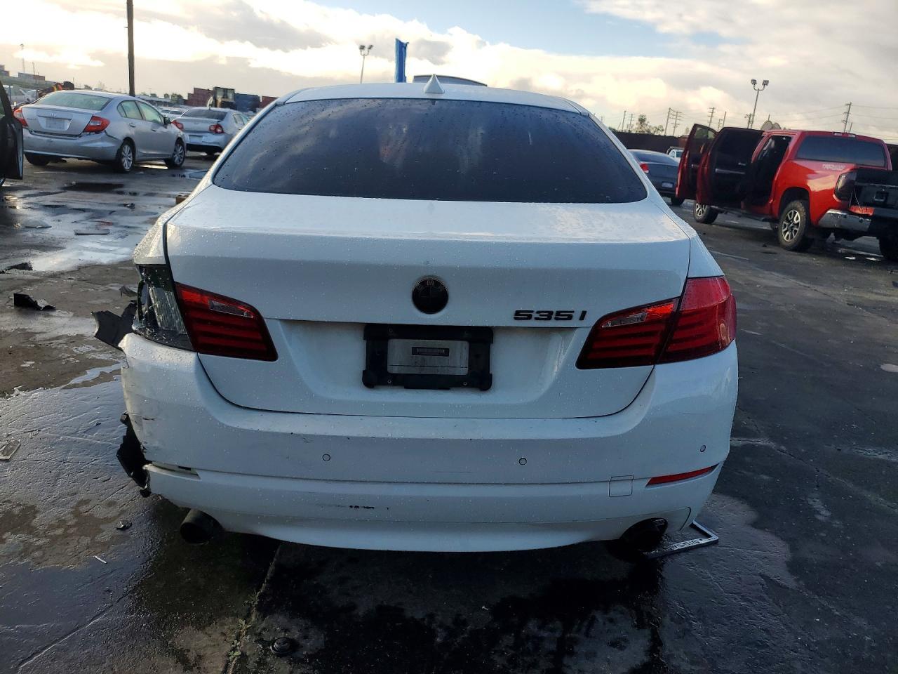 2013 BMW 535 I - Фото 6