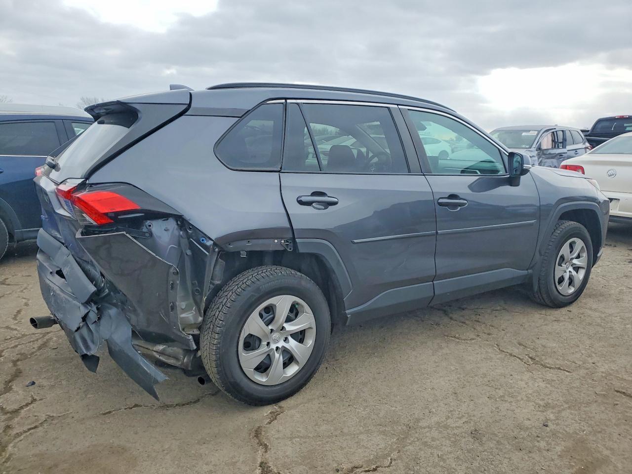 2021 Toyota Rav4 Le - Image 3