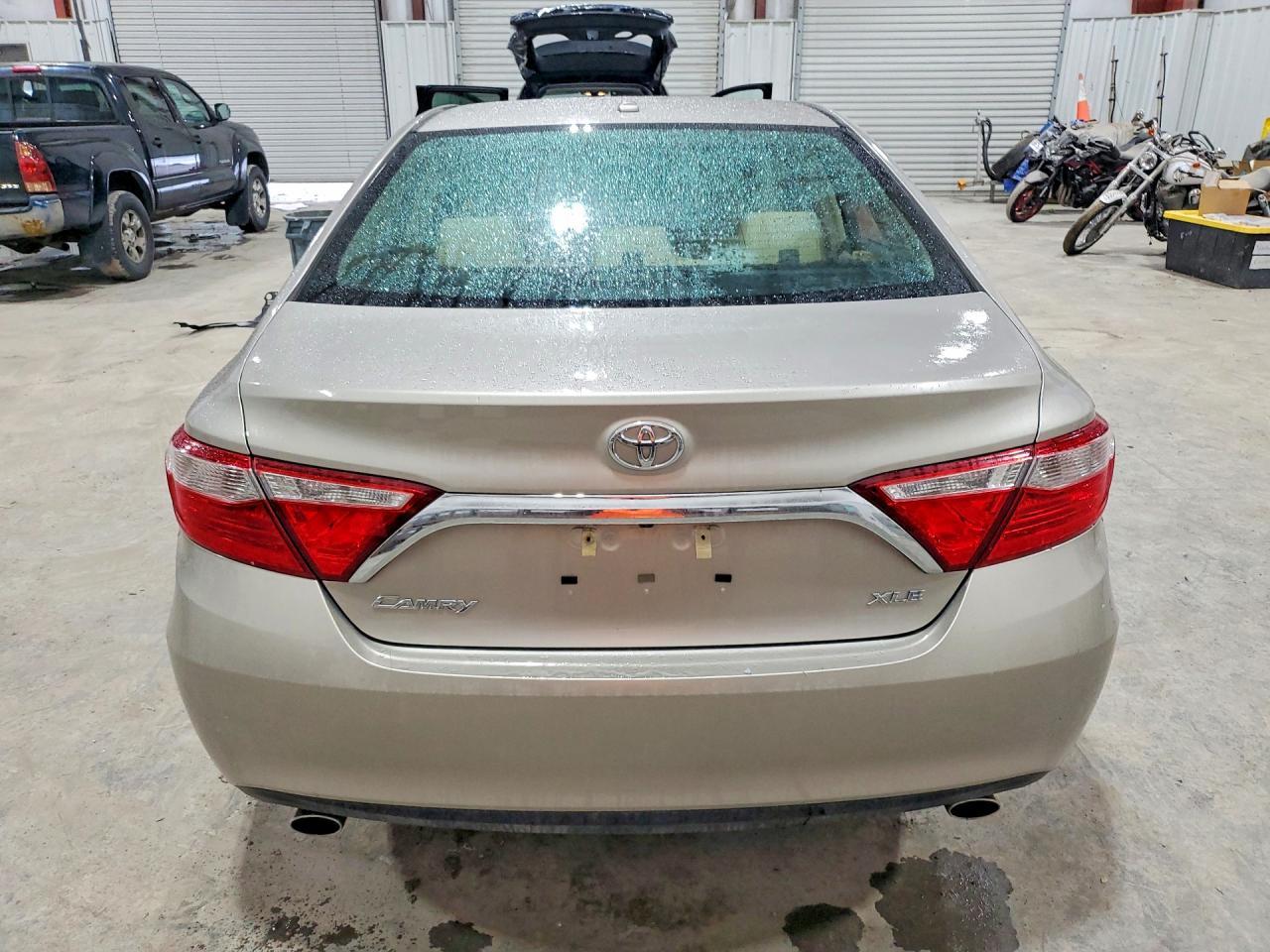 2016 Toyota Camry Xse - Фото 6