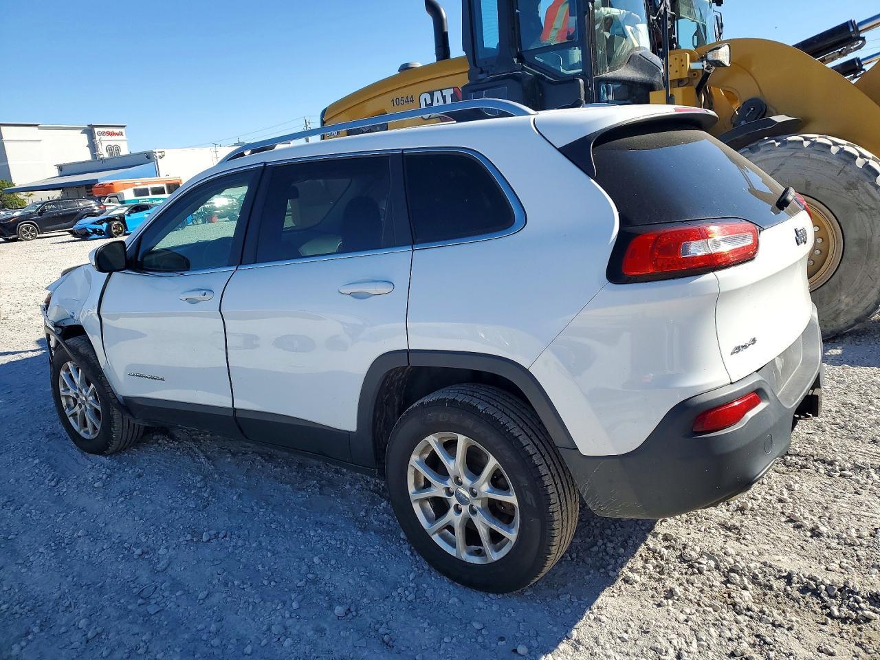 2014 Jeep Cherokee Latitude - Фото 2