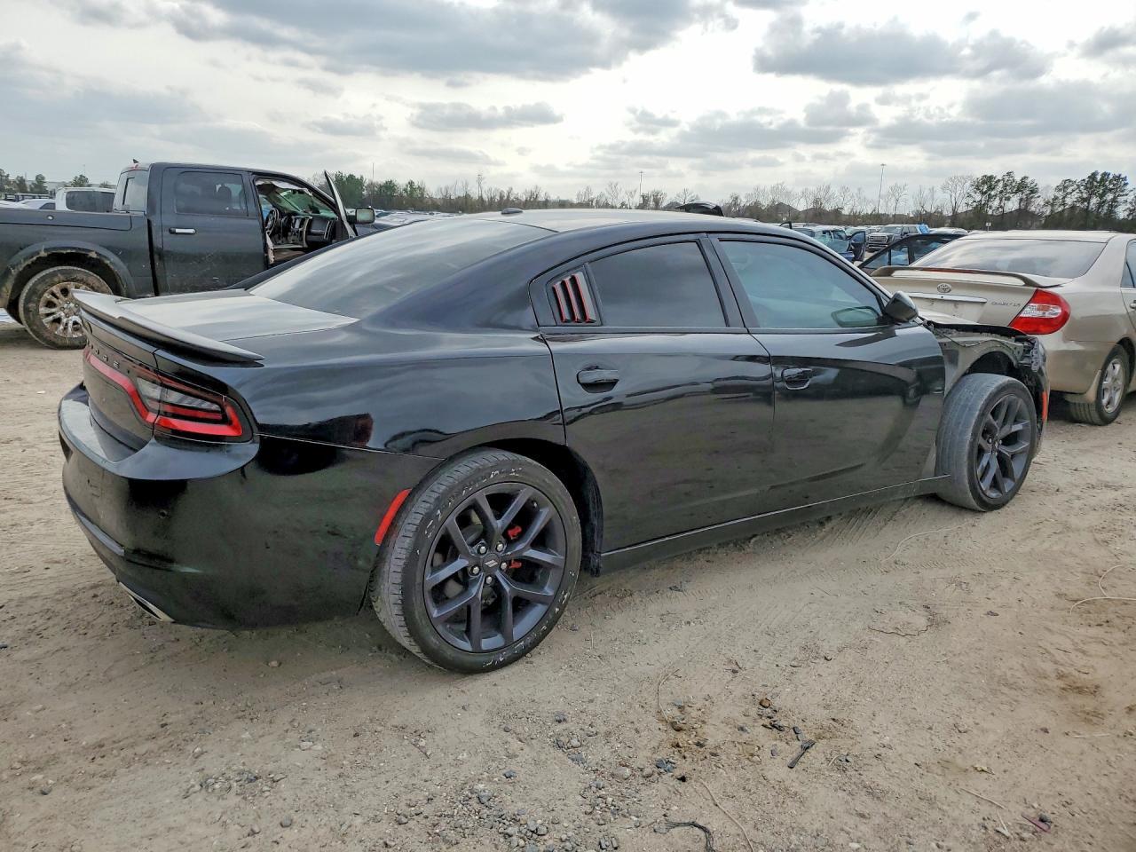 2019 Dodge Charger Sxt - Фото 3