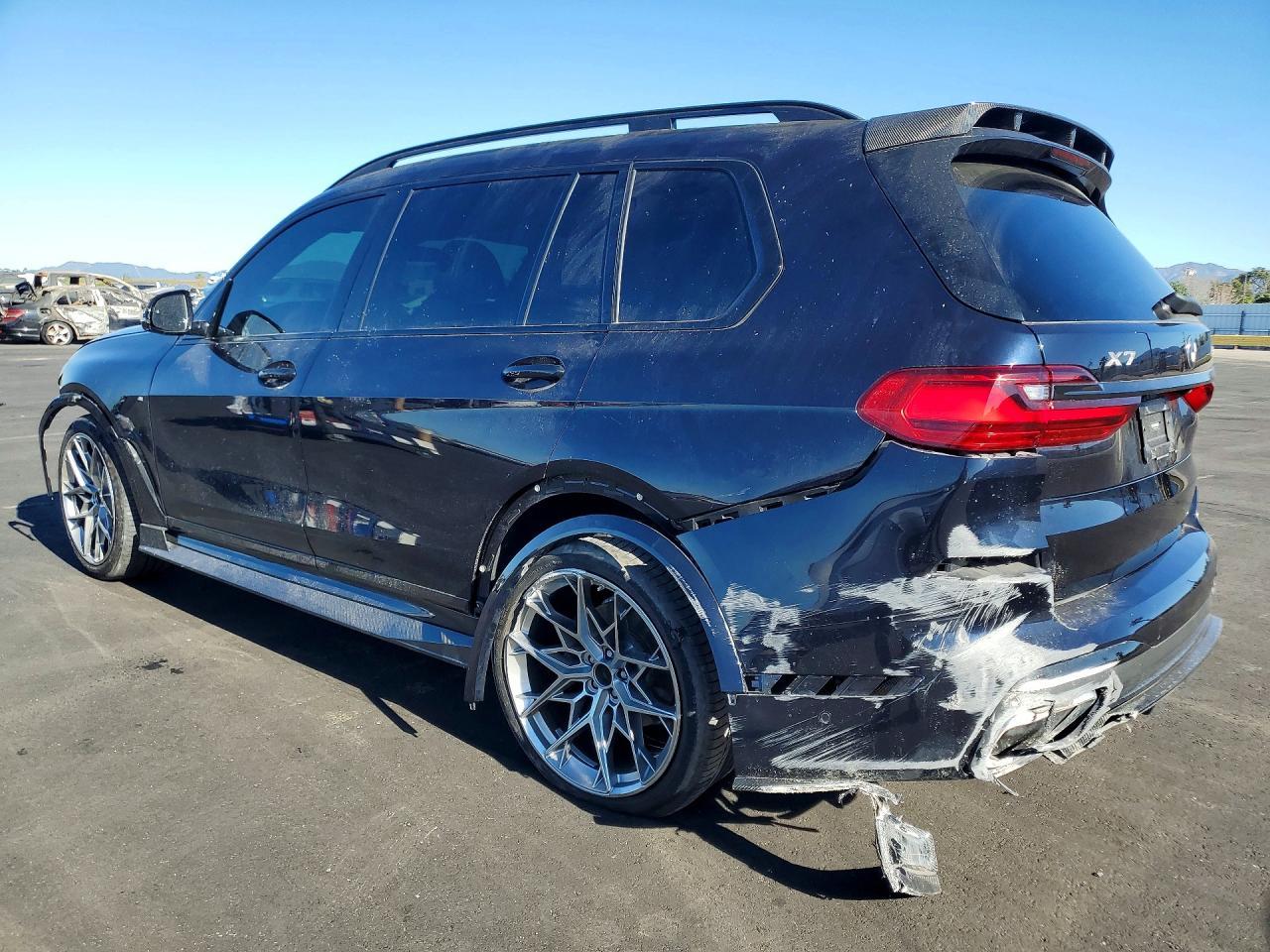 2020 BMW X7 xDrive40I - Image 2