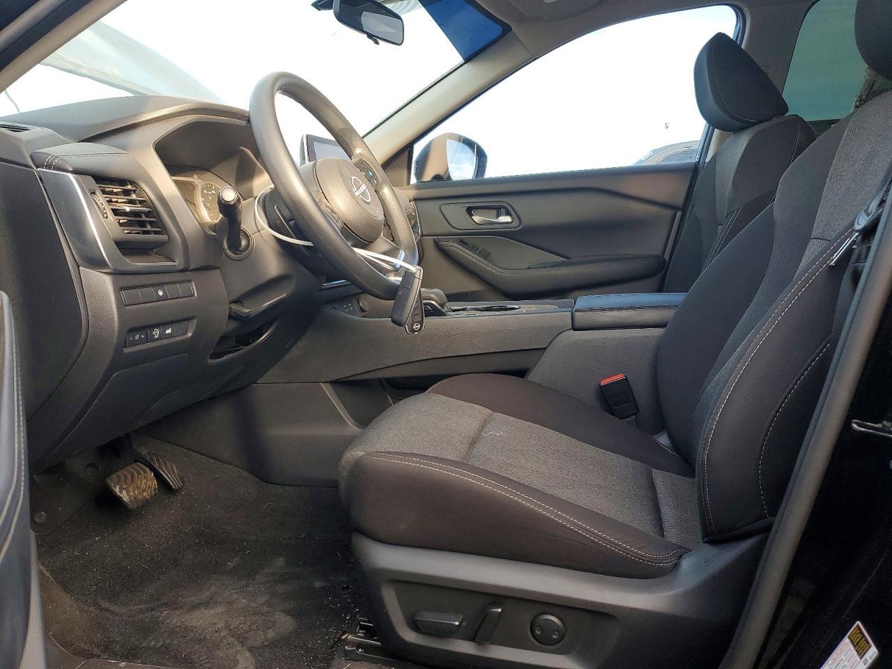 2024 Nissan Rogue Sv - Image 7