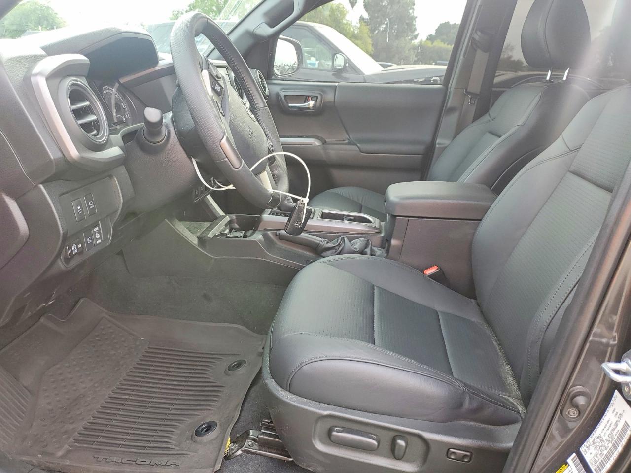 2023 Toyota Tacoma Double Cab - Фото 7