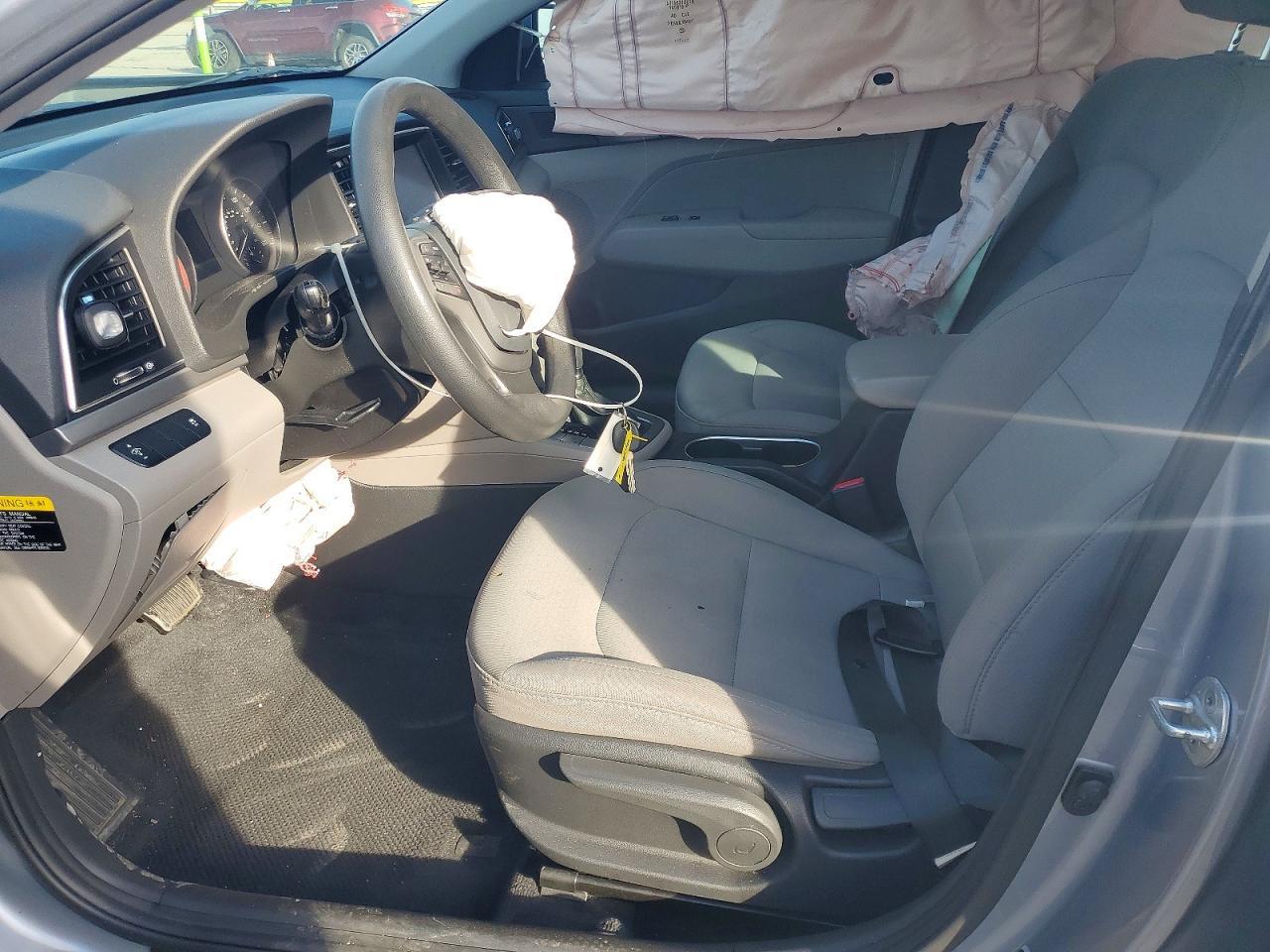 2017 Hyundai Elantra Se - Фото 7