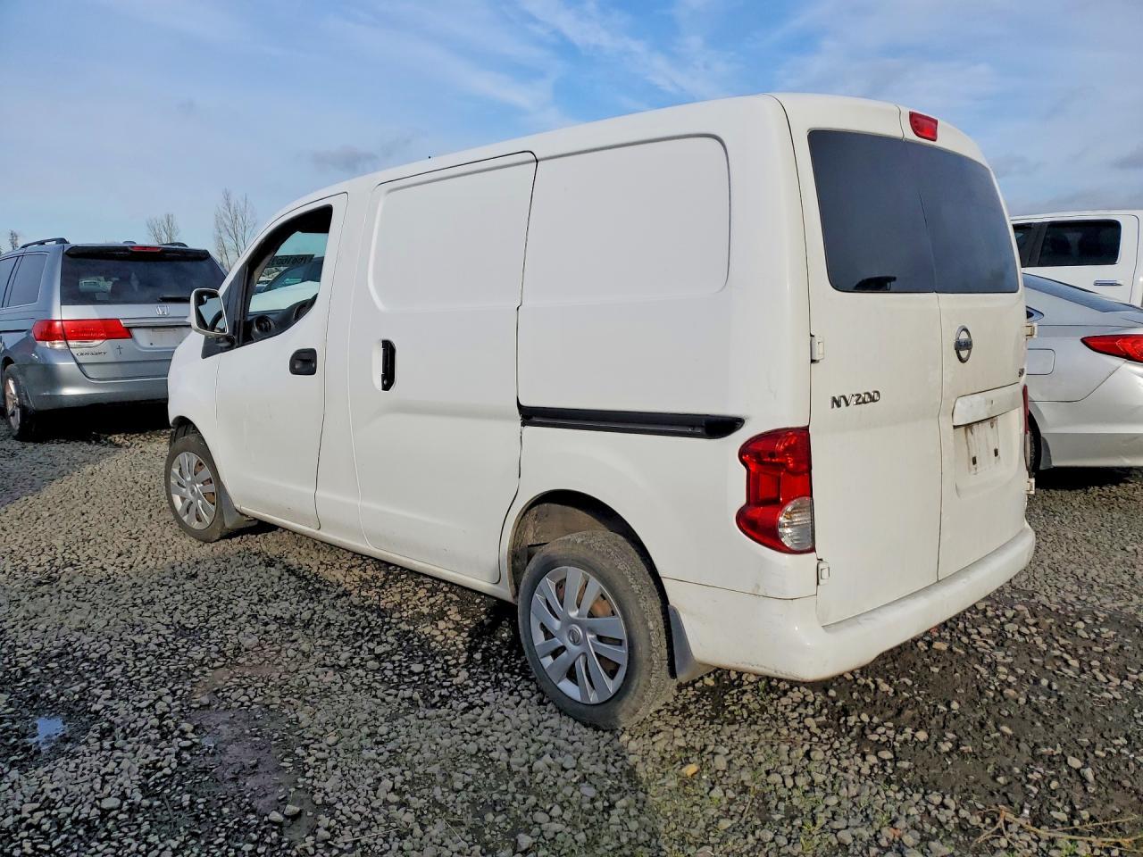 2017 Nissan Nv200 2.5S - Фото 2