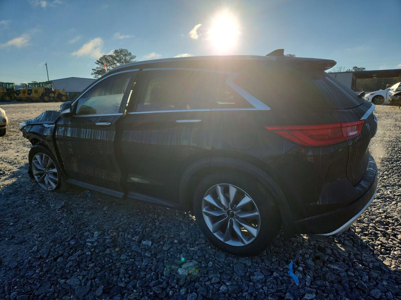 2021 Infiniti Qx50 Essential - Фото 2