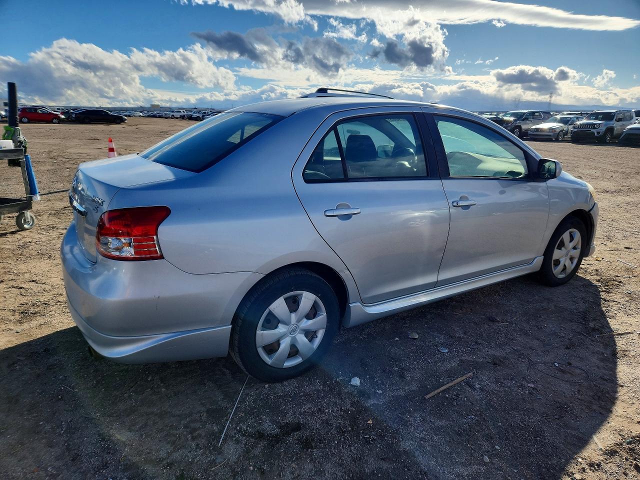 2008 Toyota Yaris - Фото 3