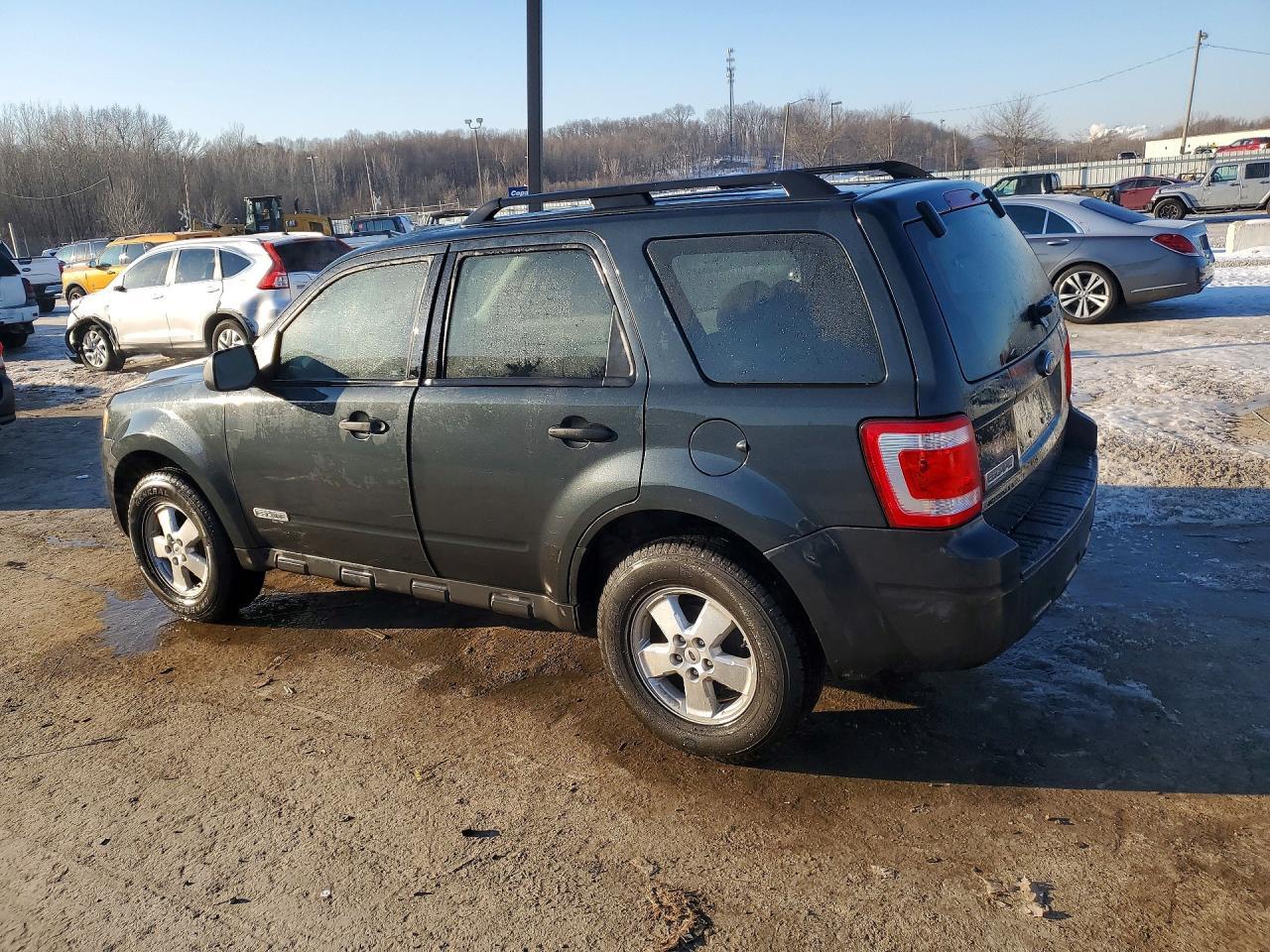 2008 Ford Escape Xls - Фото 2