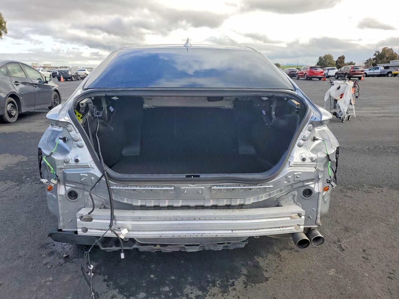 2024 Toyota Camry Se - Фото 6