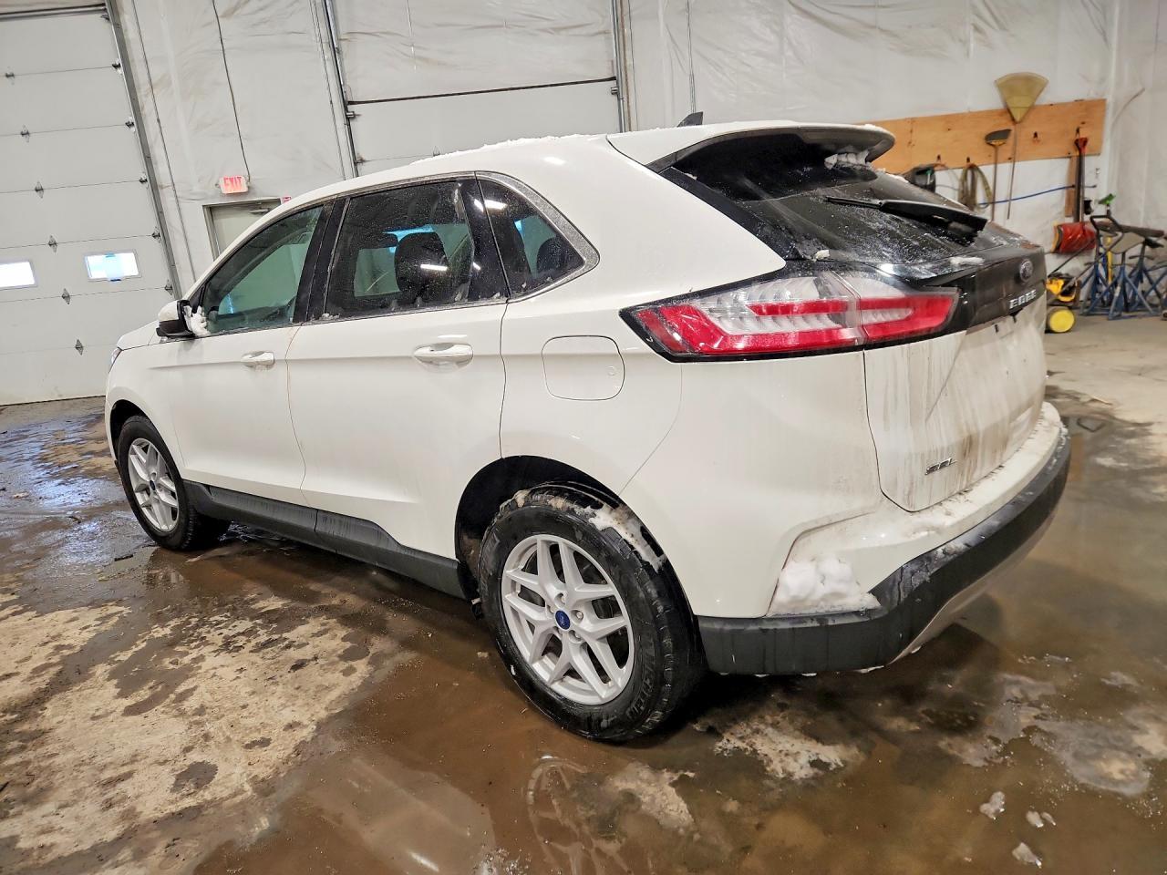 2022 Ford Edge Sel - Фото 2