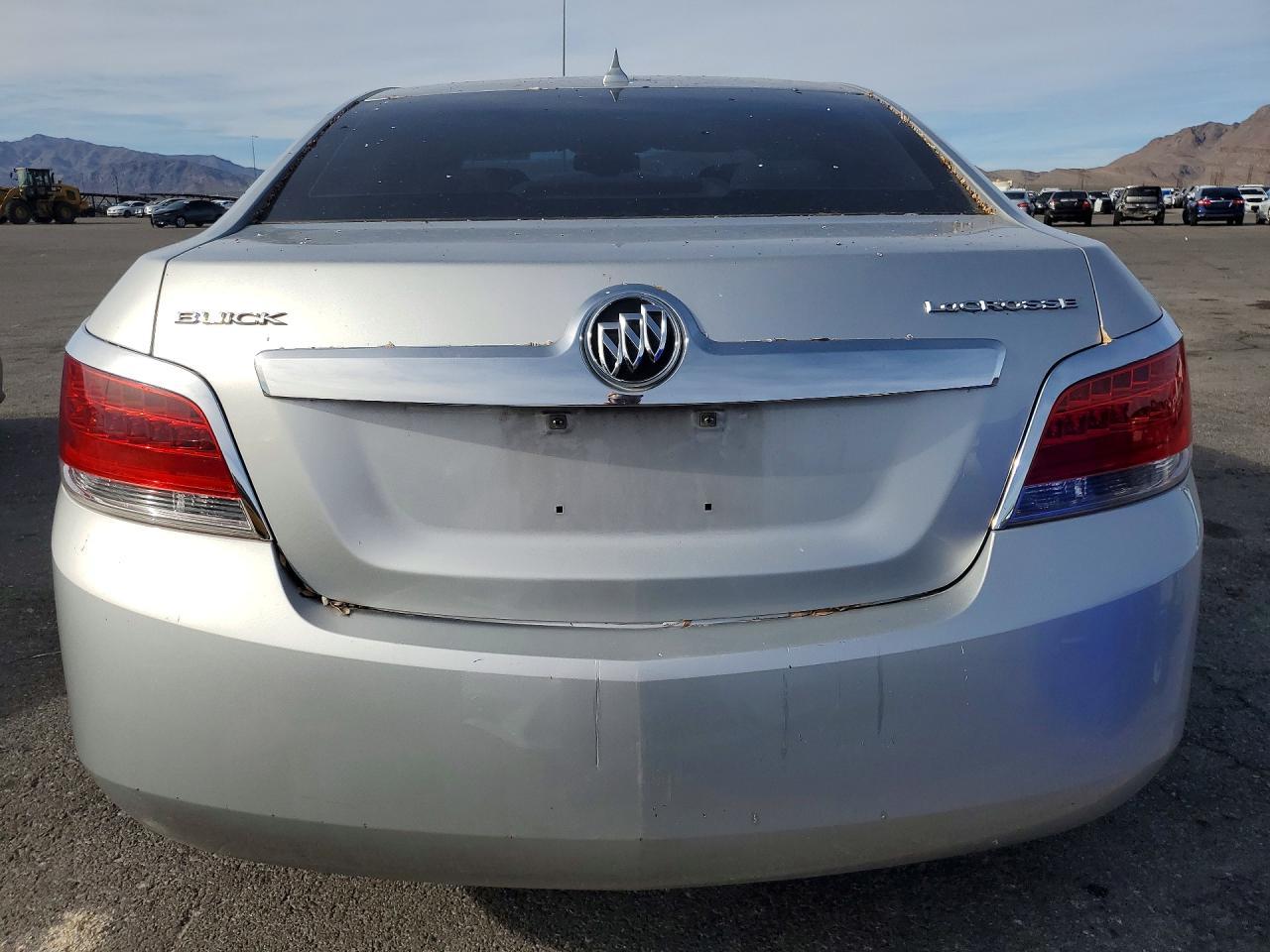 2010 Buick Lacrosse Cx - Image 6