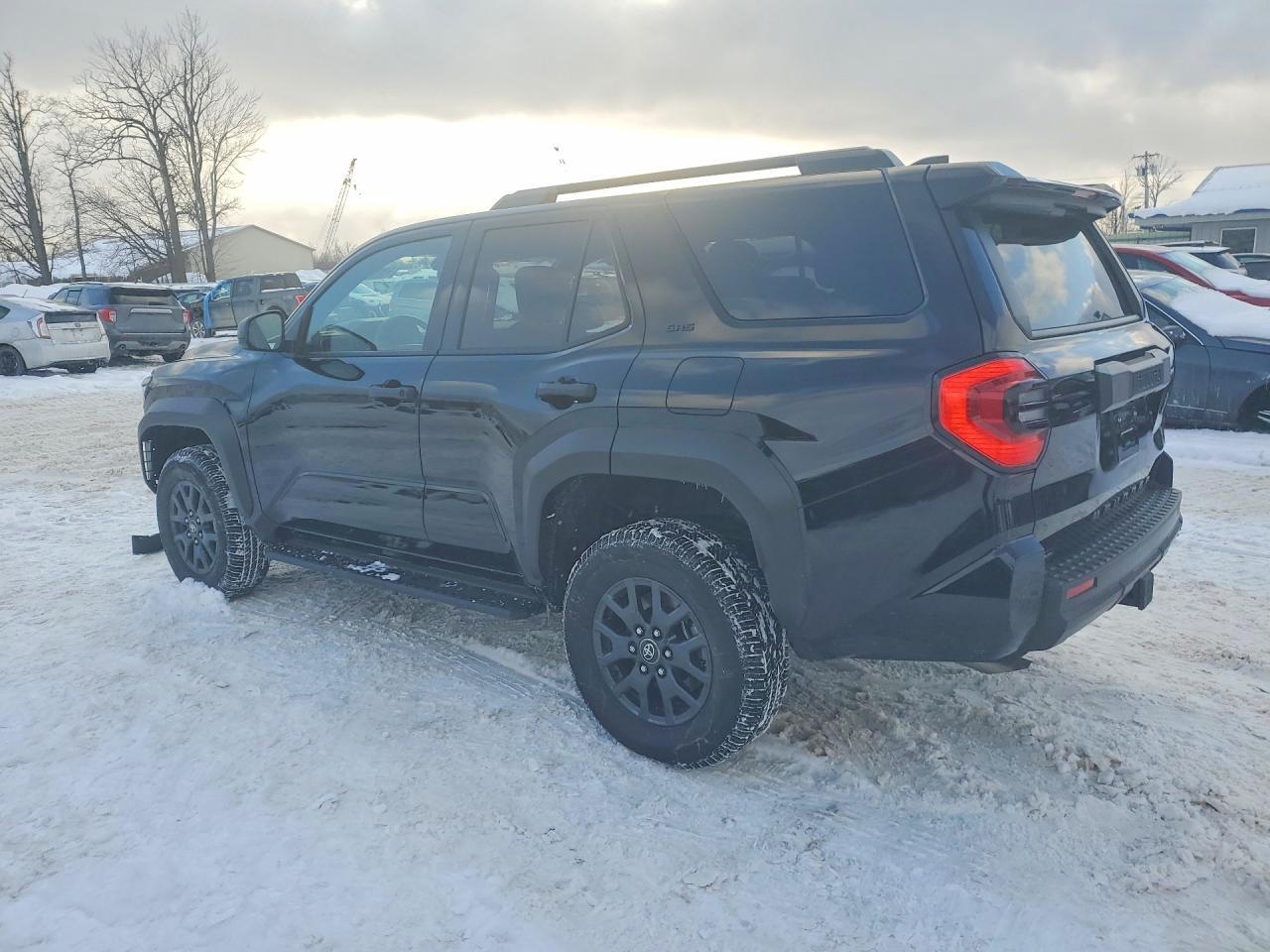 2025 Toyota 4Runner Sr5 - Фото 2