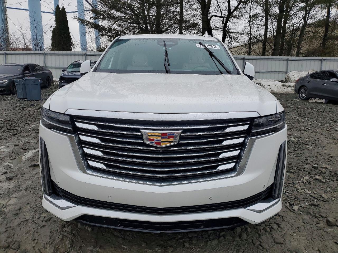 2024 Cadillac Escalade - Image 5