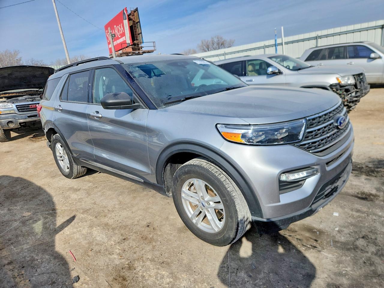 2023 Ford Explorer Xlt - Фото 4