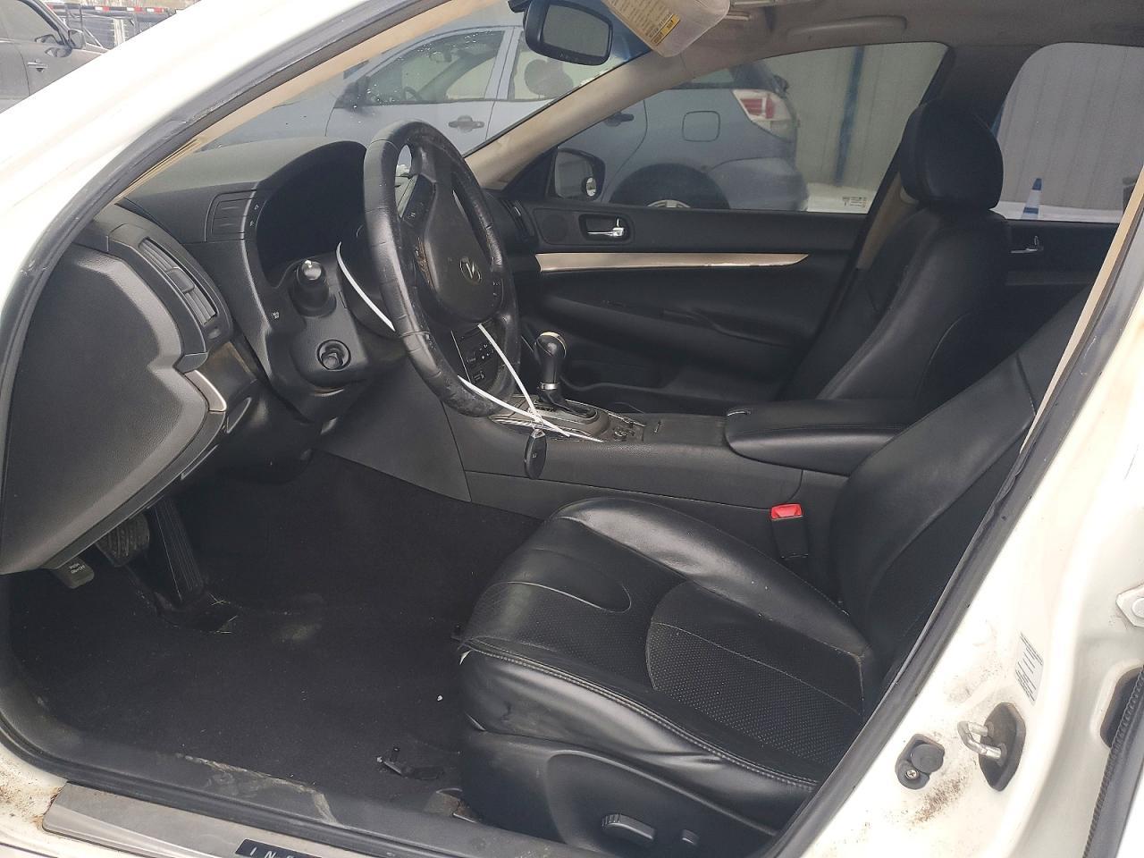 2013 Infiniti G37 - Image 7