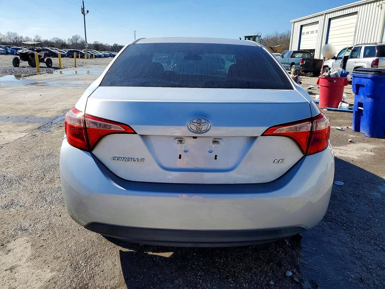 2017 Toyota Corolla L - Фото 6
