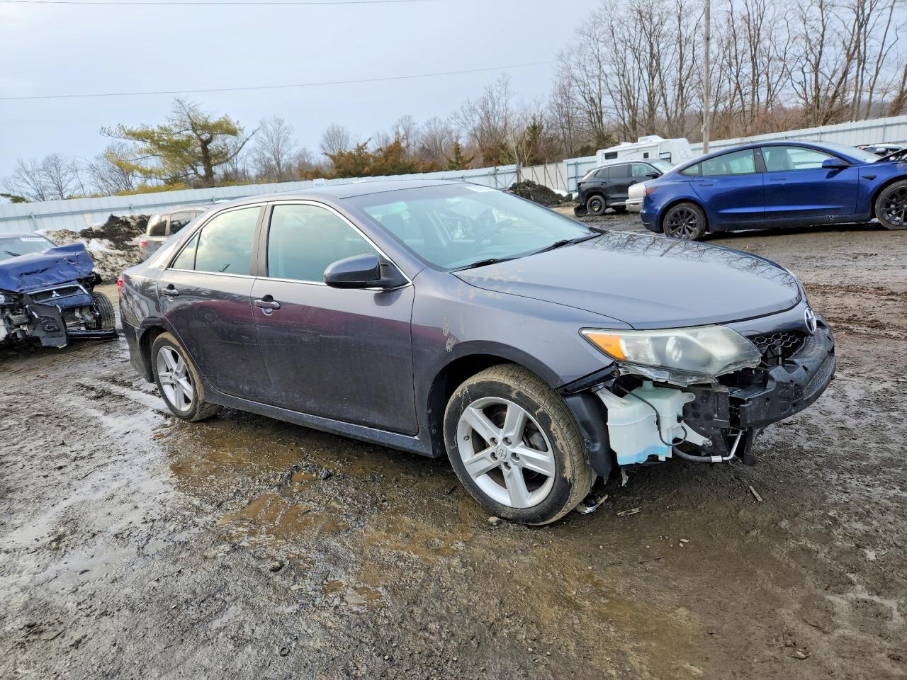 2013 Toyota Camry Se - Image 4