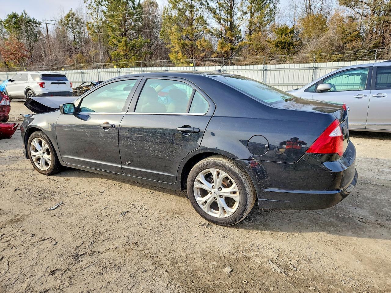 2012 Ford Fusion Se - Фото 2