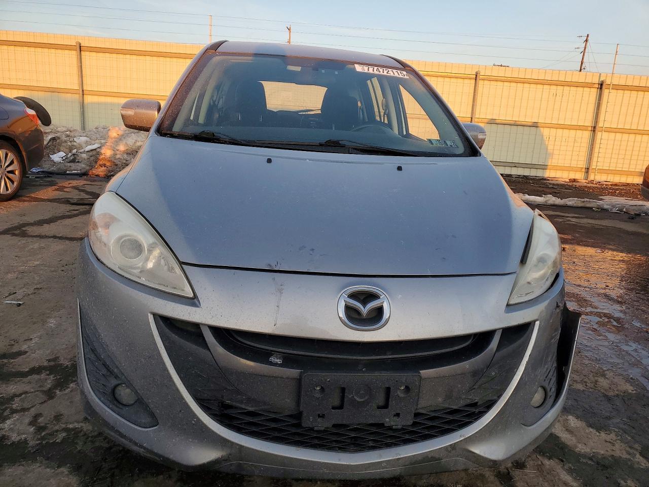 2015 Mazda 5 Touring - Image 5