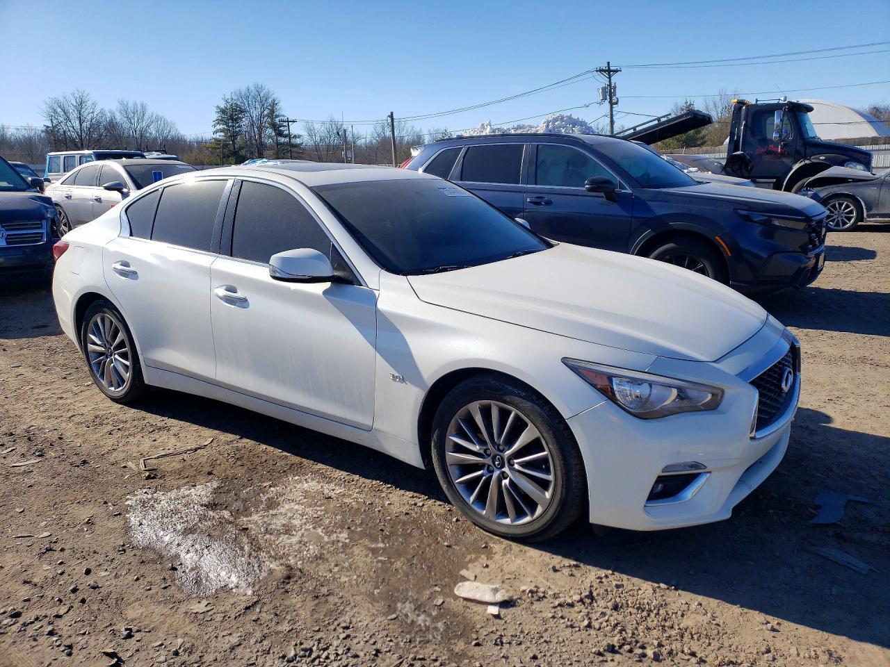 2018 Infiniti Q50 Luxe - Фото 4