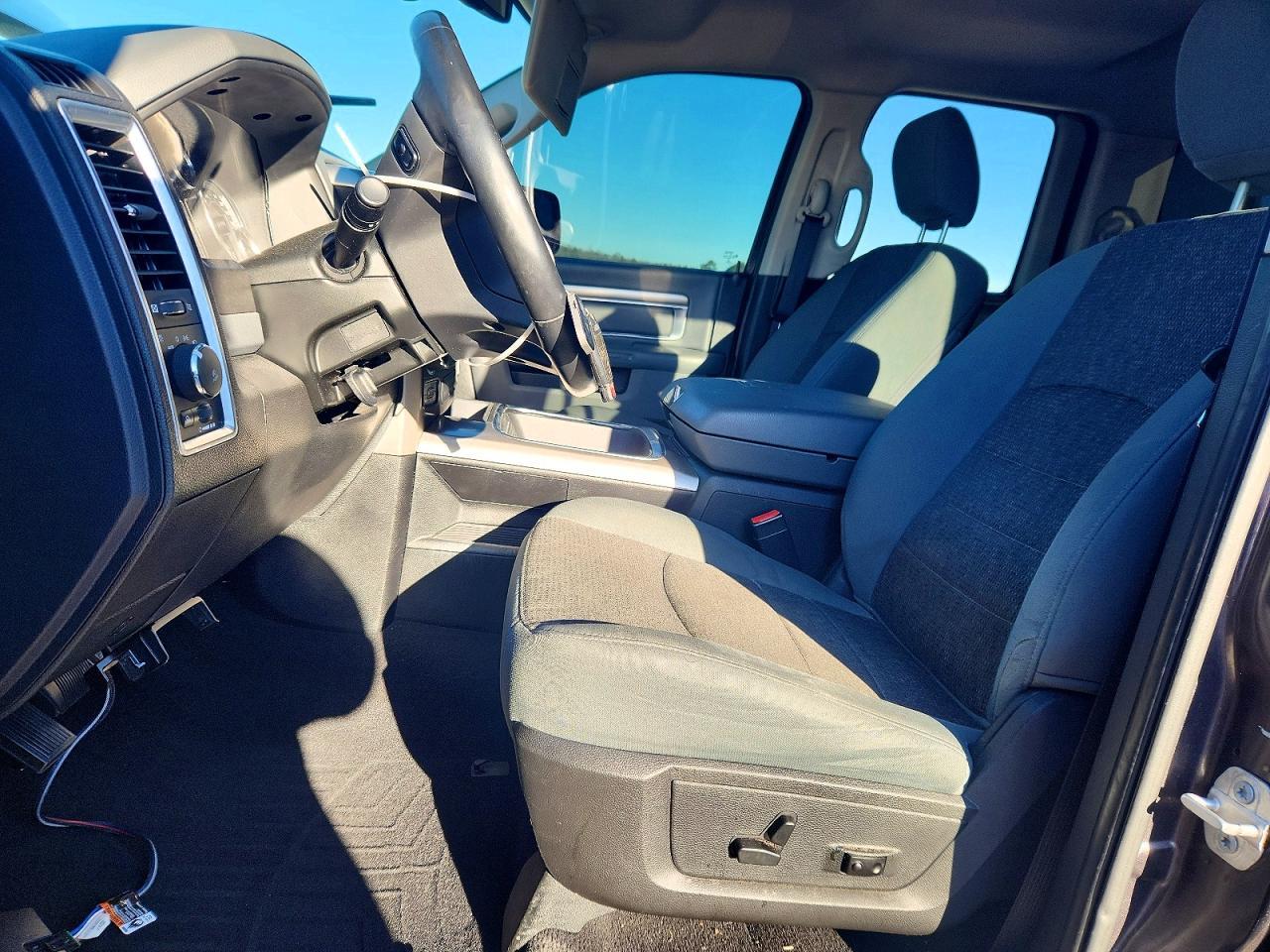 2017 Ram 1500 Slt - Image 7