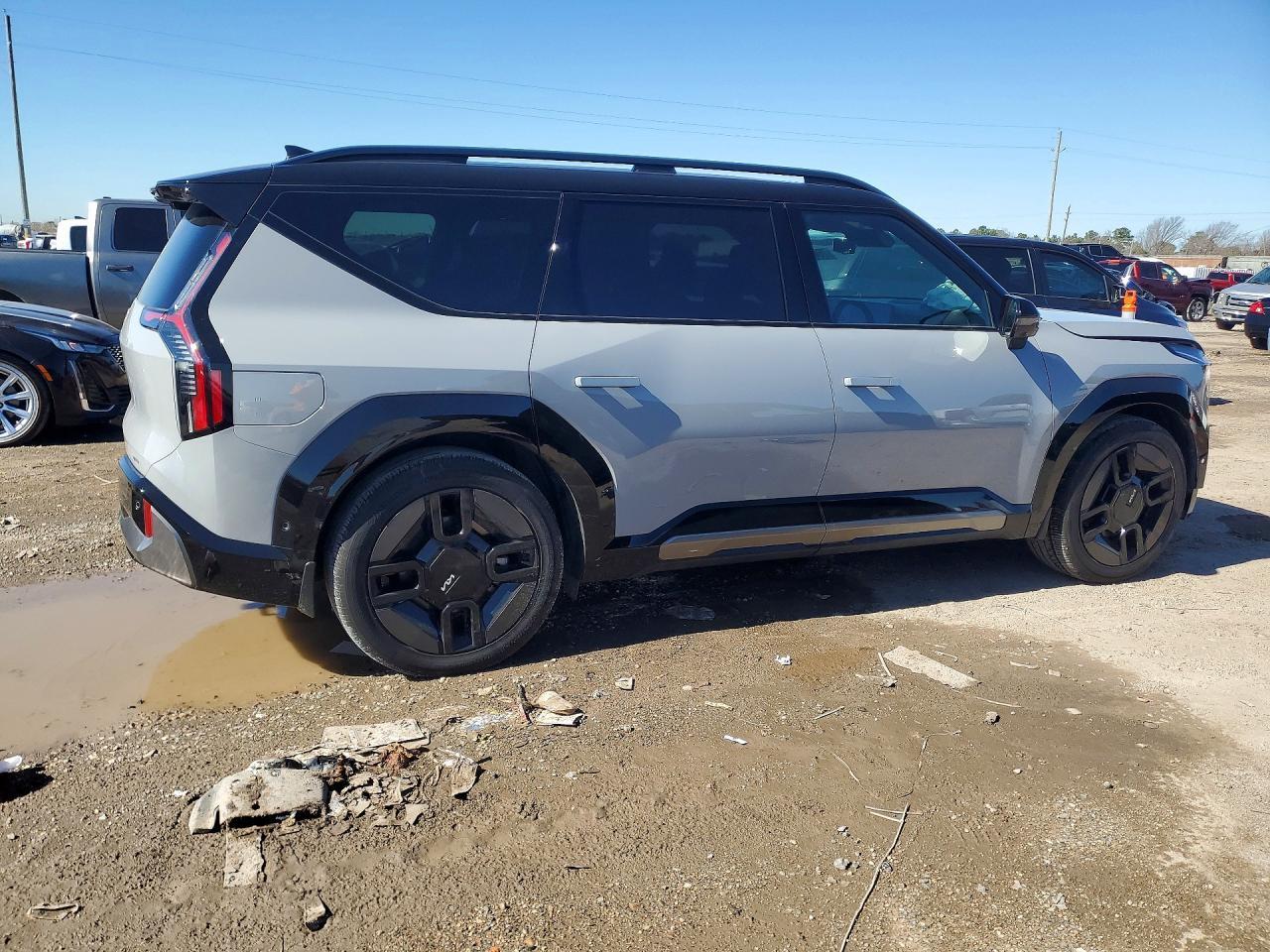 2026 Kia Ev9 Gt Line - Image 3