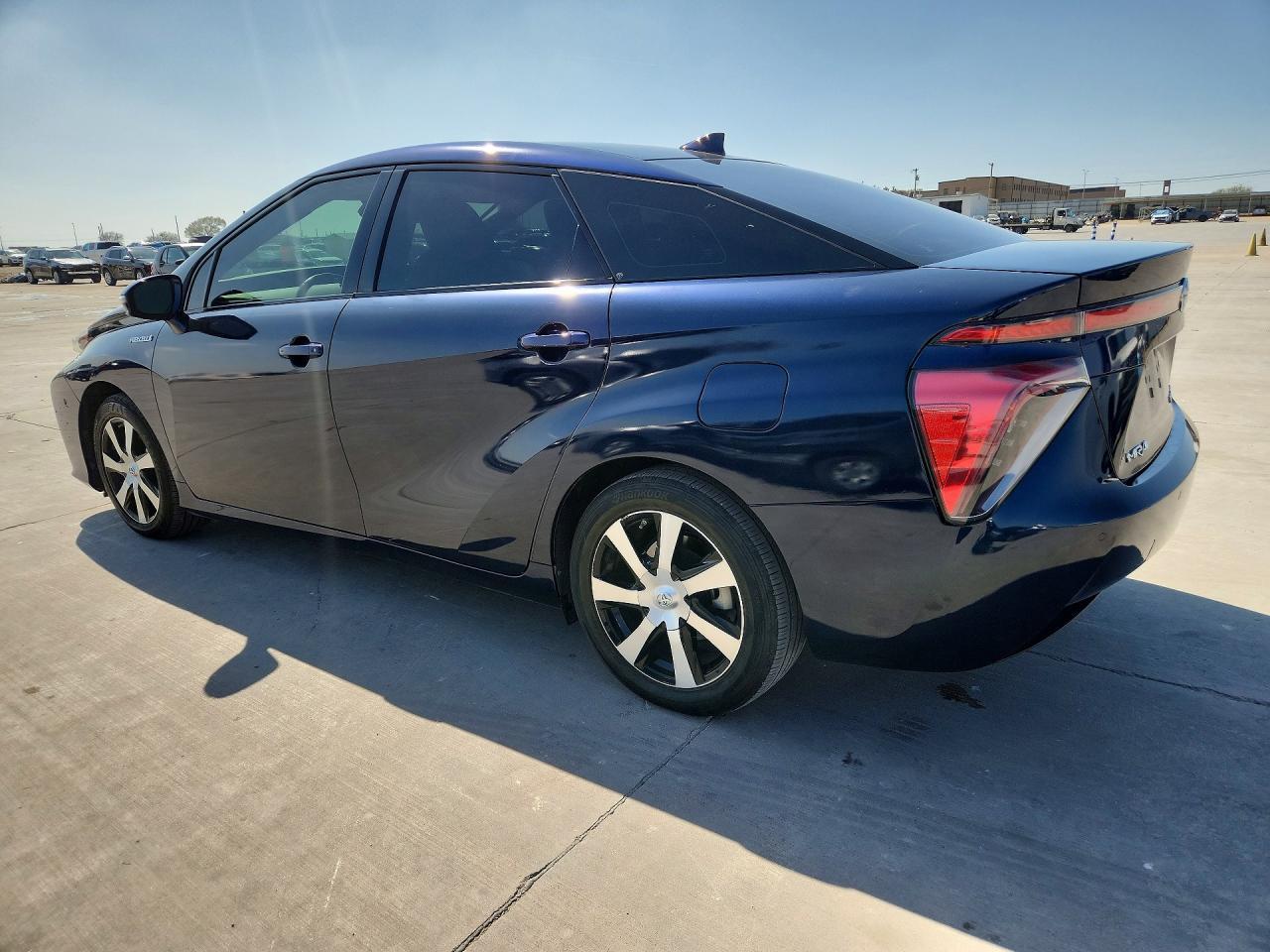 2019 Toyota Mirai Base - Фото 2