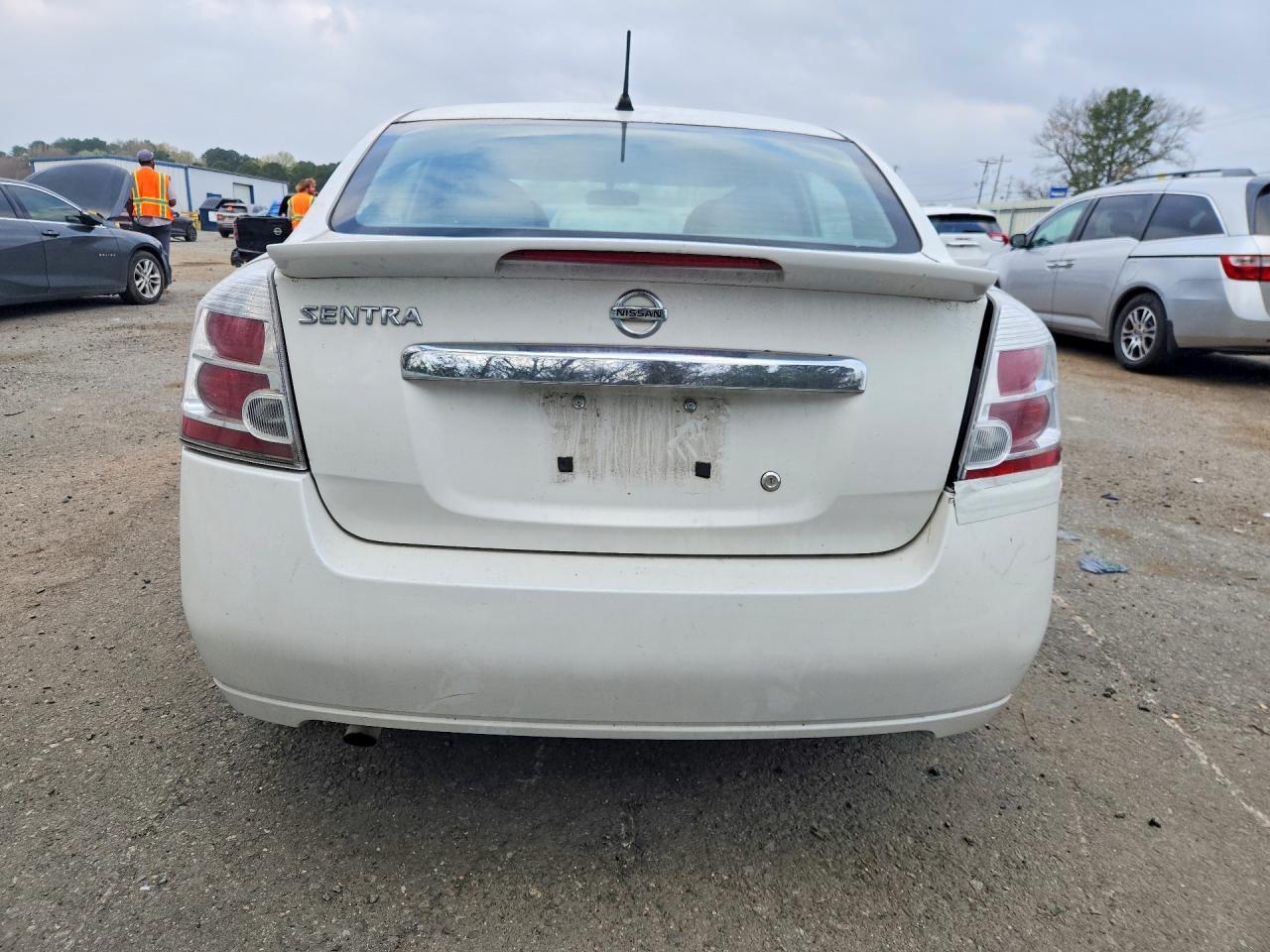 2012 Nissan Sentra 2.0 - Фото 6