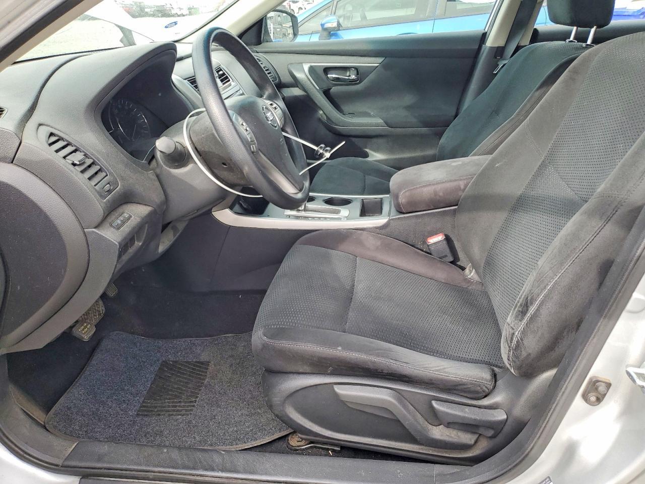 2015 Nissan Altima 2.5 - Image 7