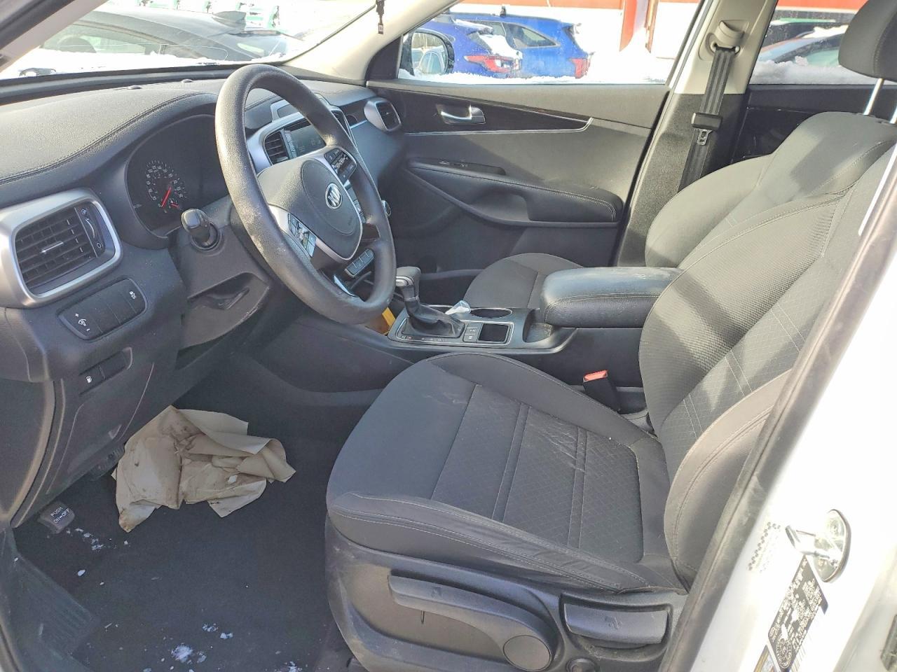 2020 Kia Sorento L - Image 7