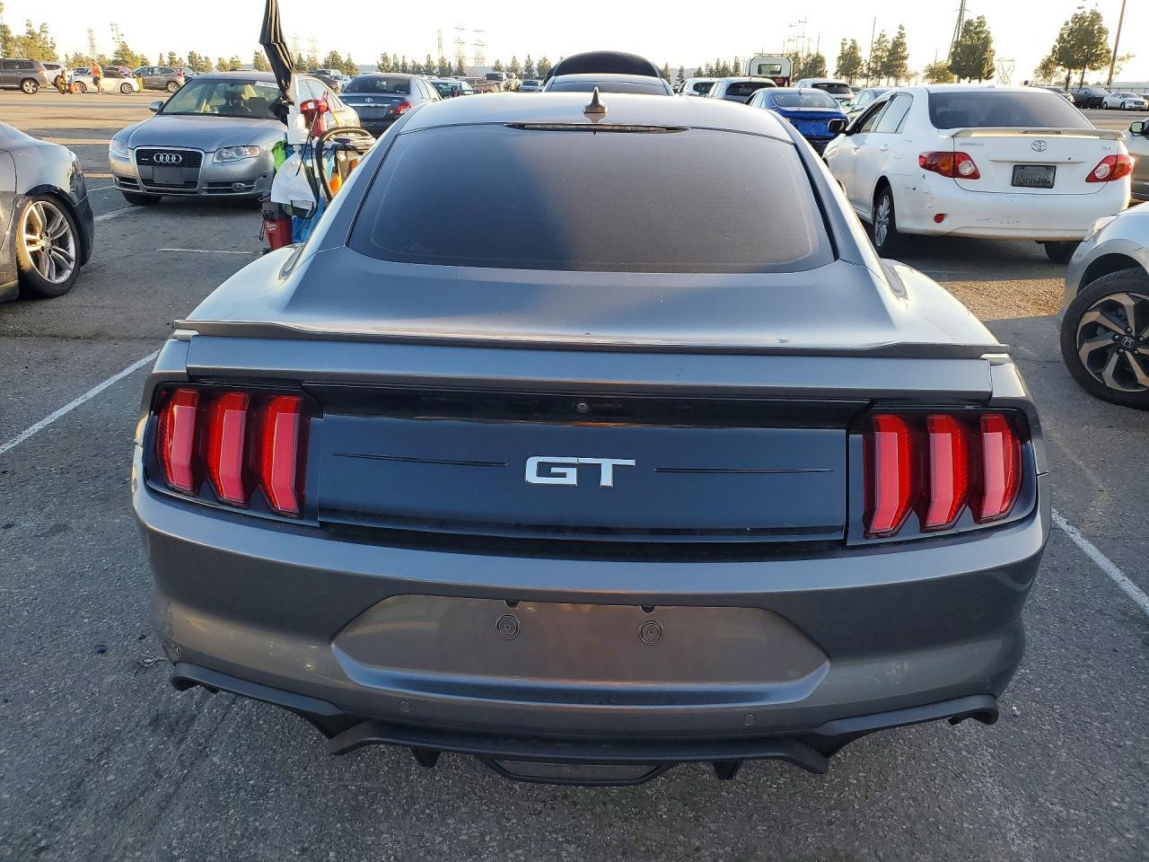 2021 Ford Mustang Gt - Фото 6