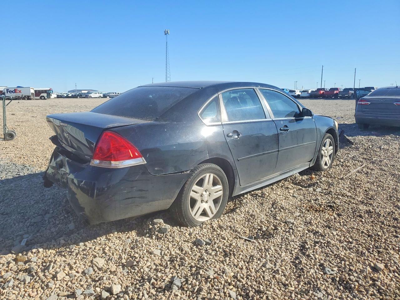 2012 Chevrolet Impala Lt - Image 3