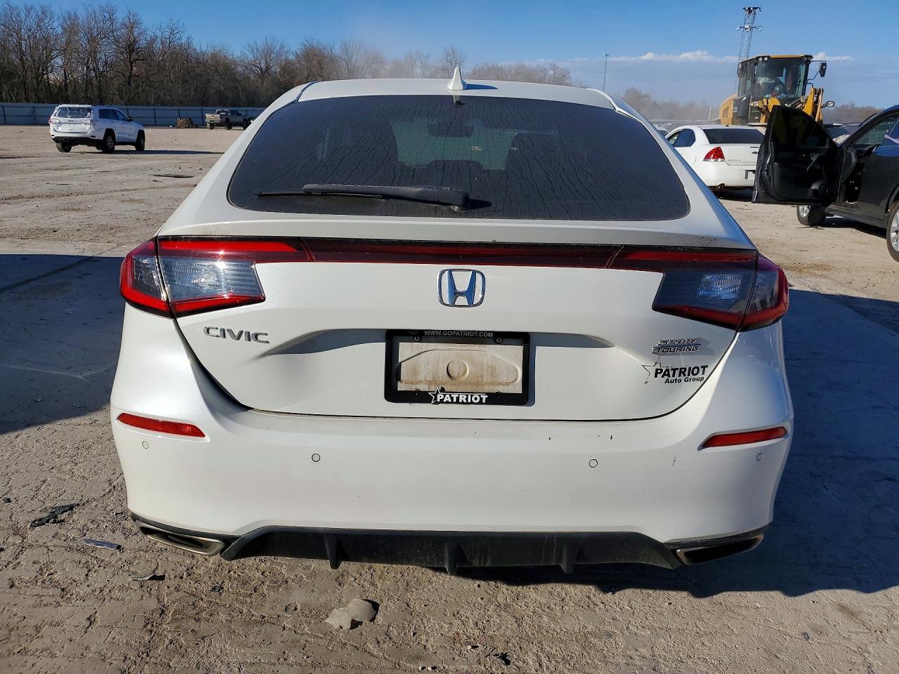 2022 Honda Civic Sport Touring - Фото 6
